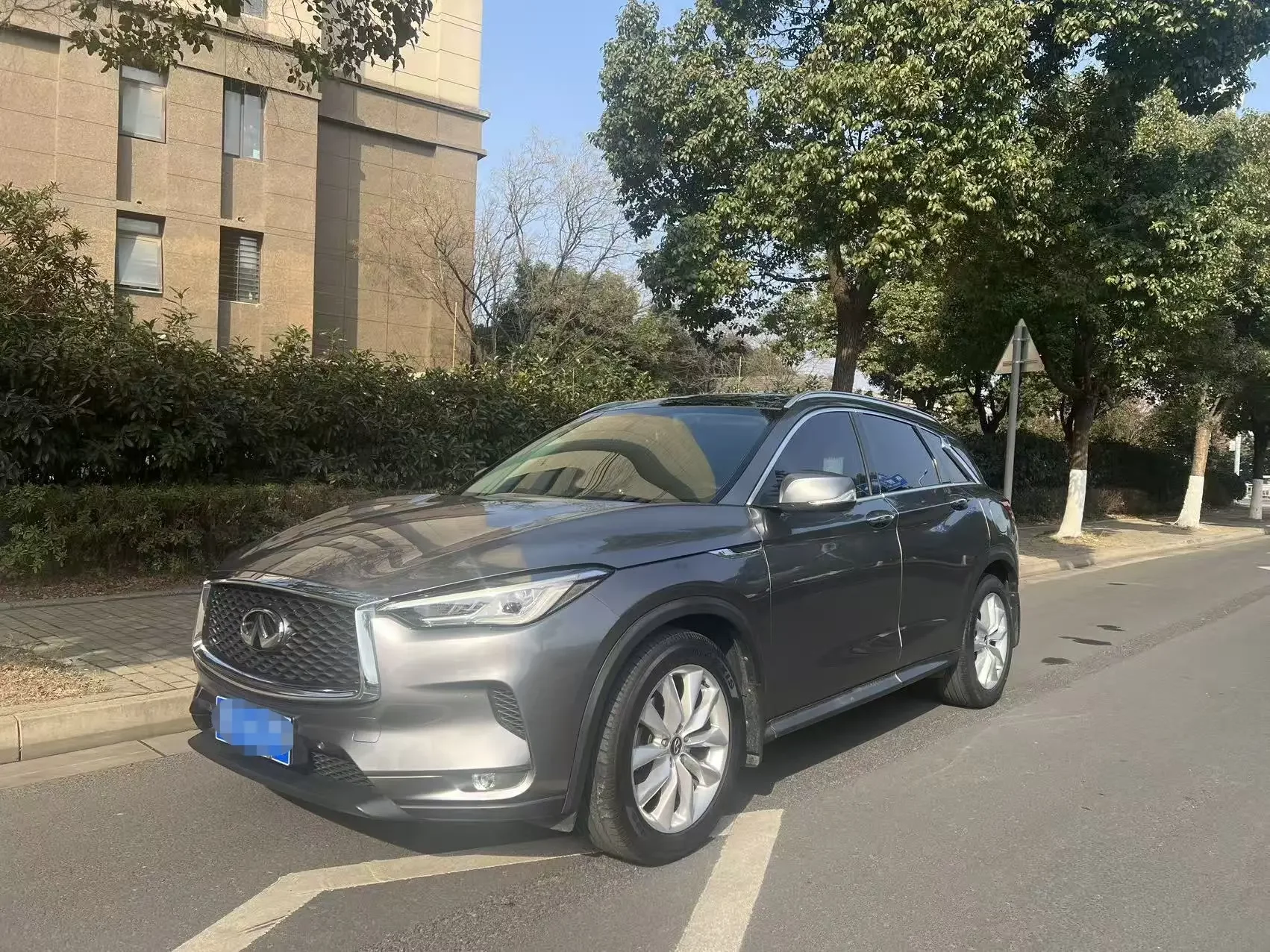 Infiniti QX50