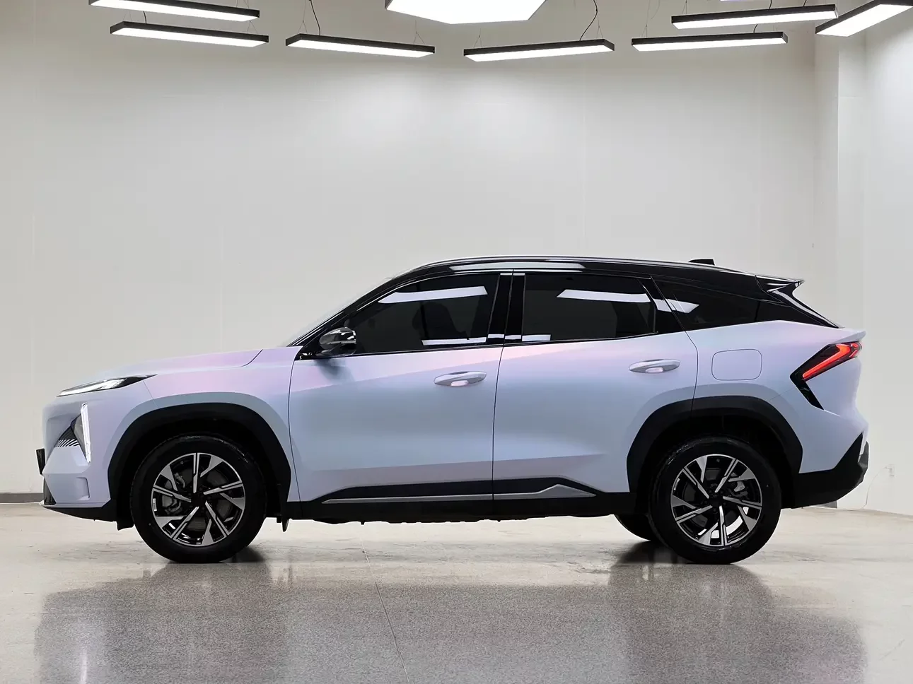Geely Galaxy L7