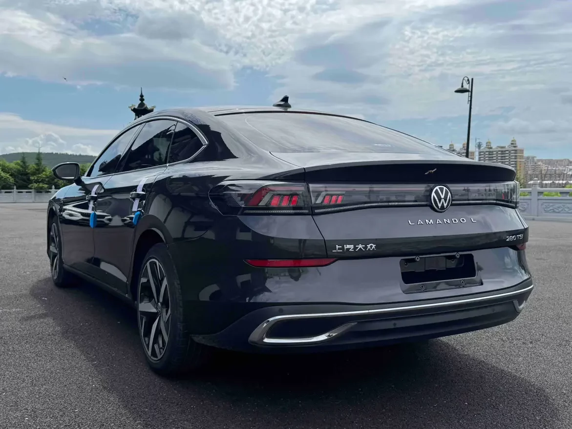 Volkswagen Lamando