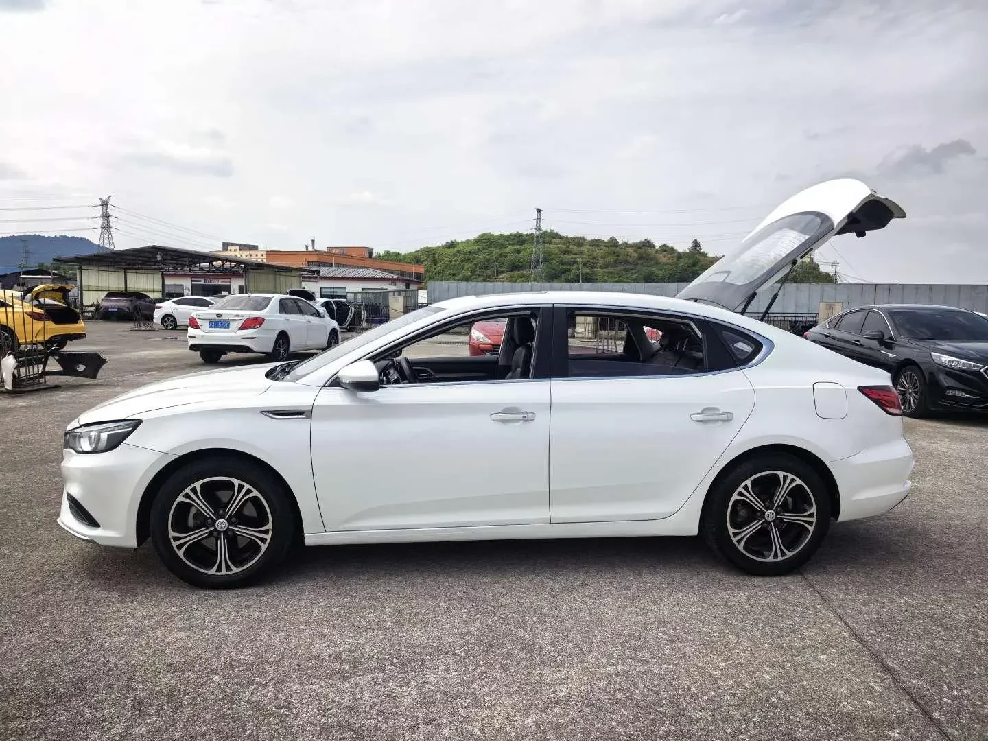 MG 6