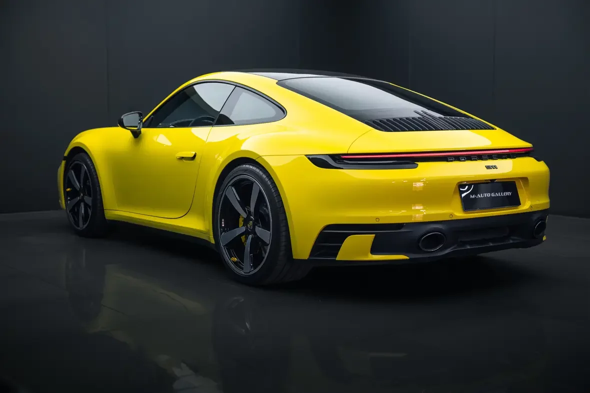 Porsche 911