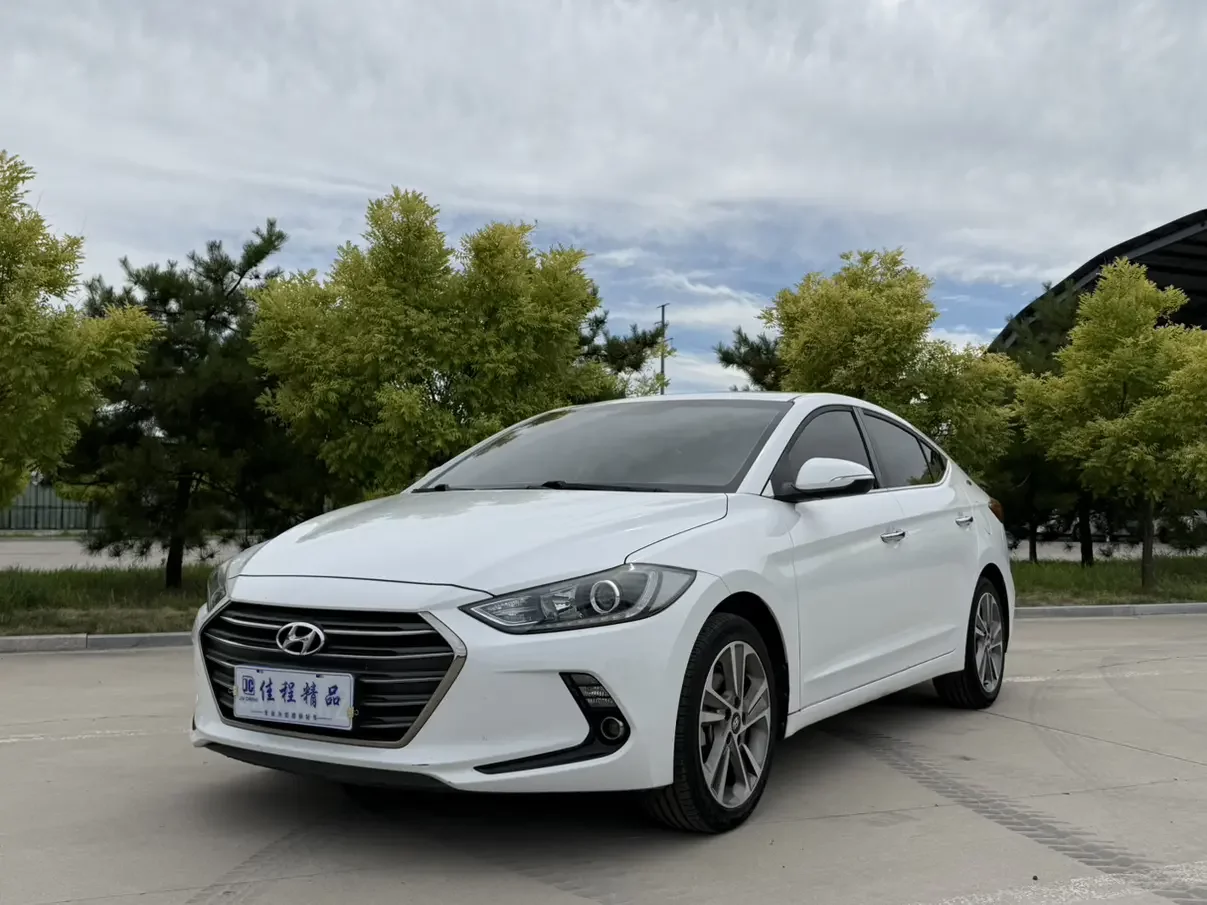 Hyundai Elantra Lingdong