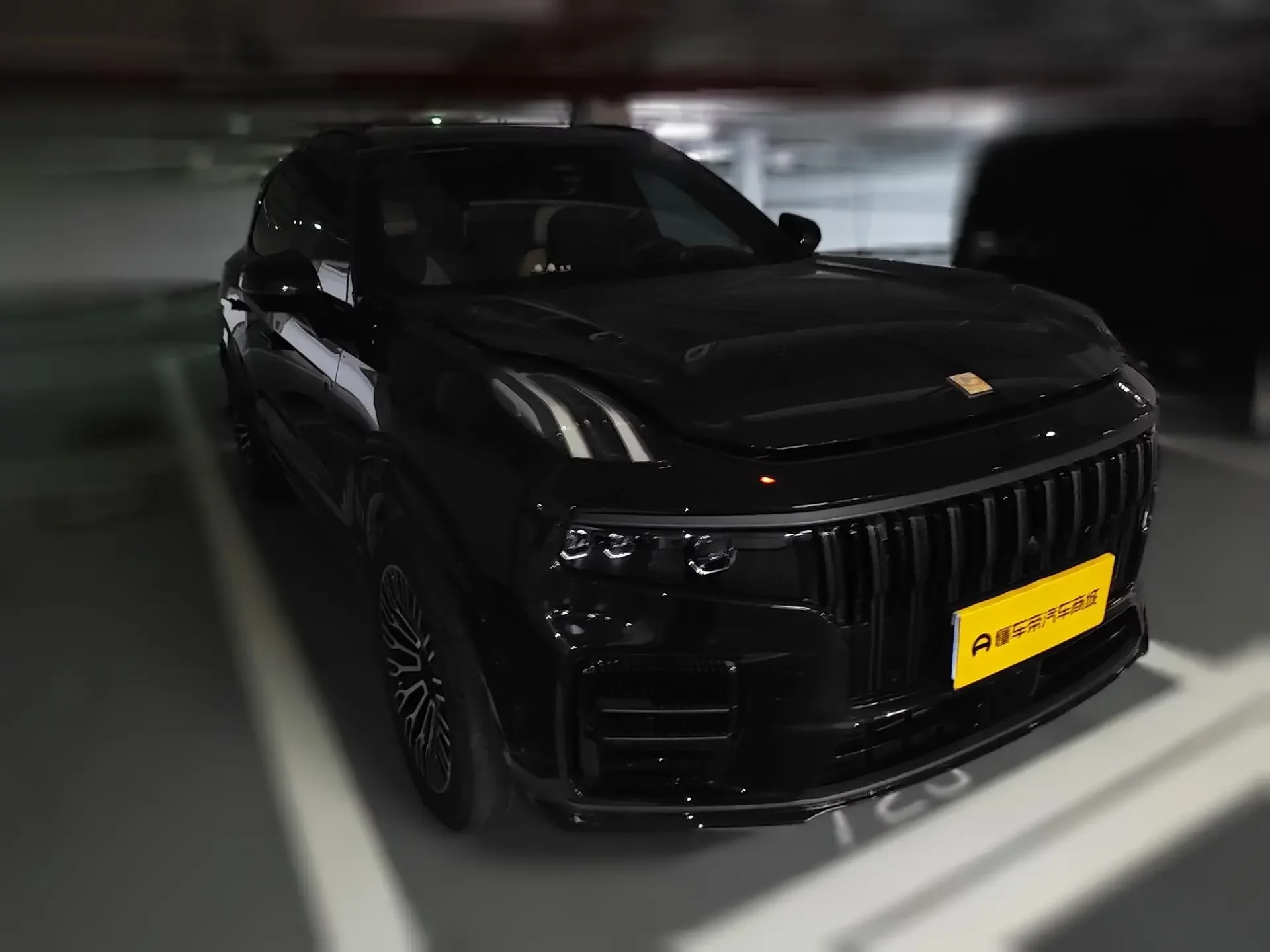 Lynk & Co 09