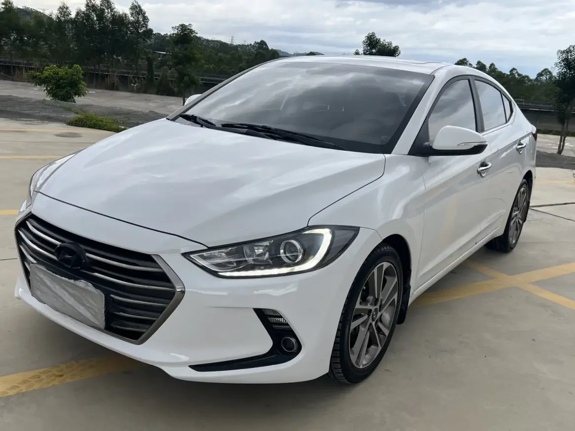 Hyundai Elantra Lingdong