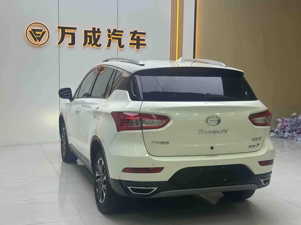 GAC Trumpchi GS4