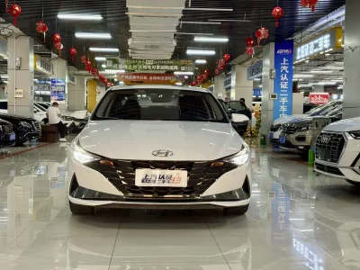 Hyundai Elantra