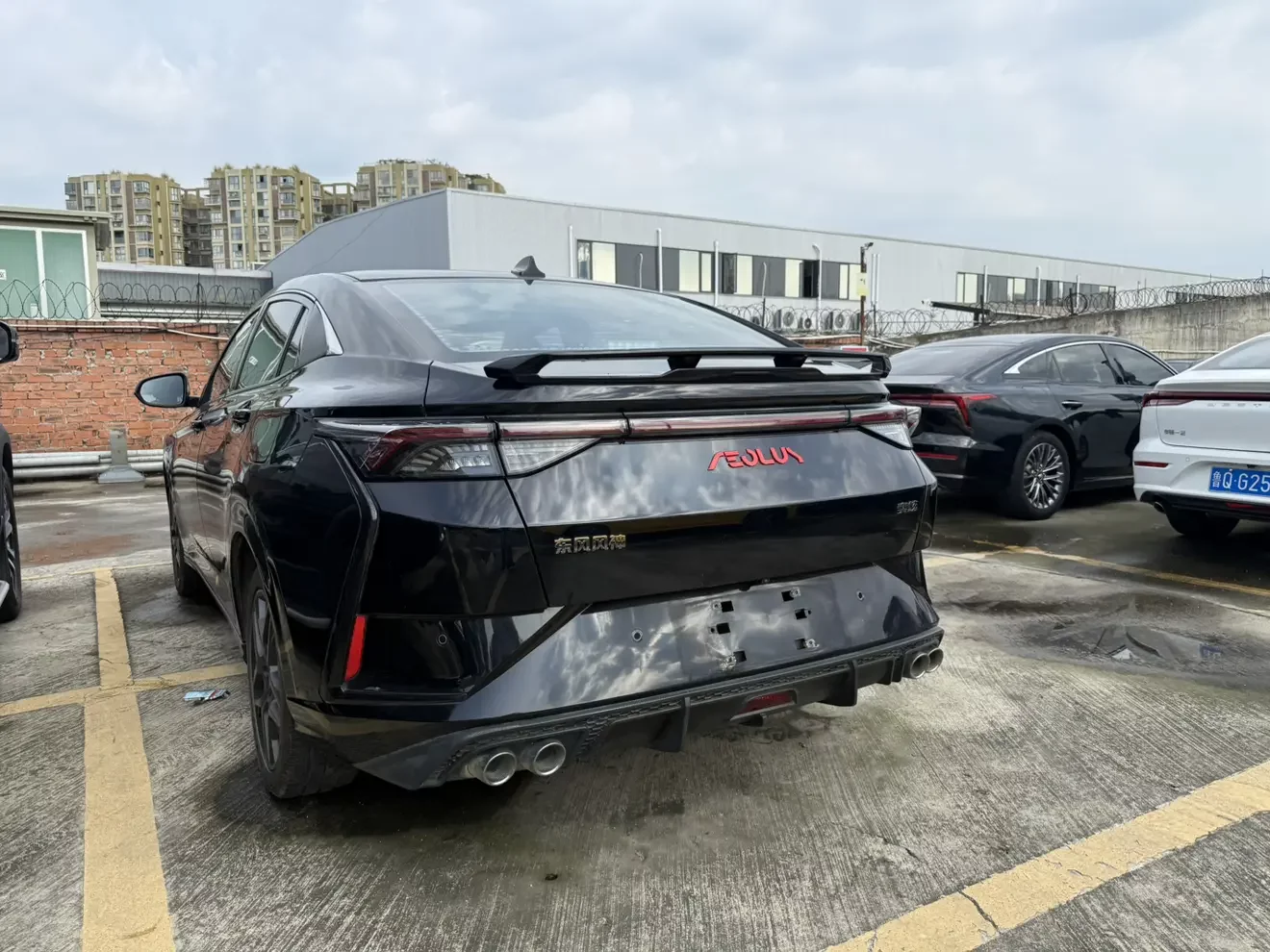 Dongfeng Yixuan