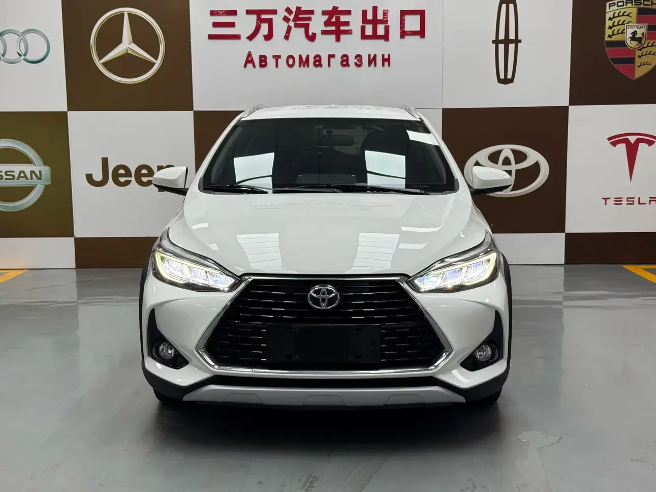 Toyota Yaris L