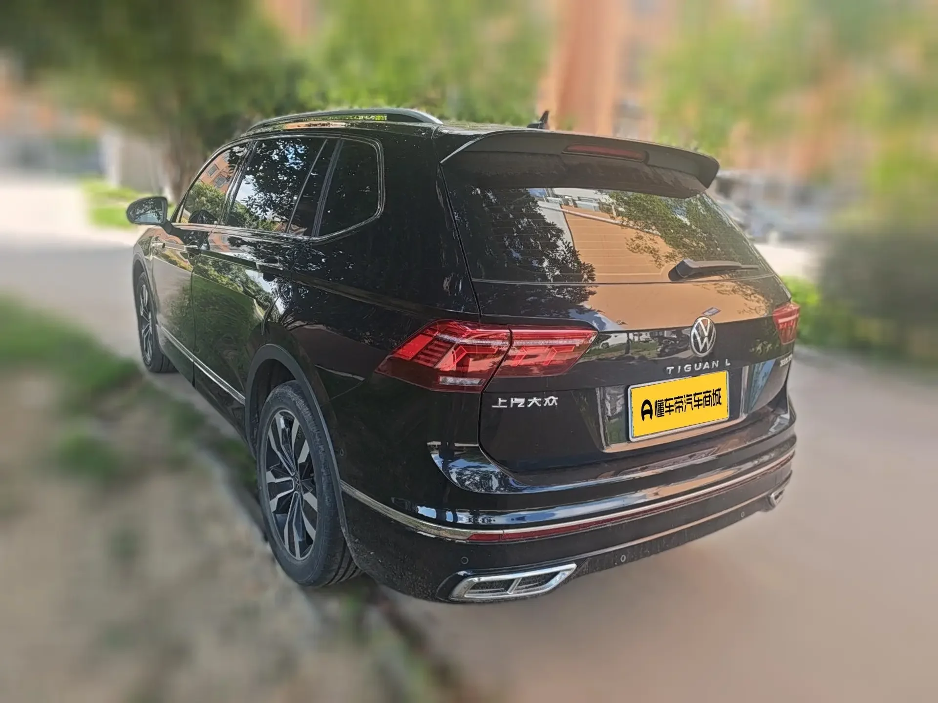 Volkswagen Tiguan L