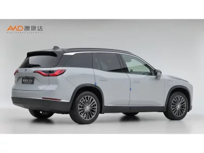 NIO ES8