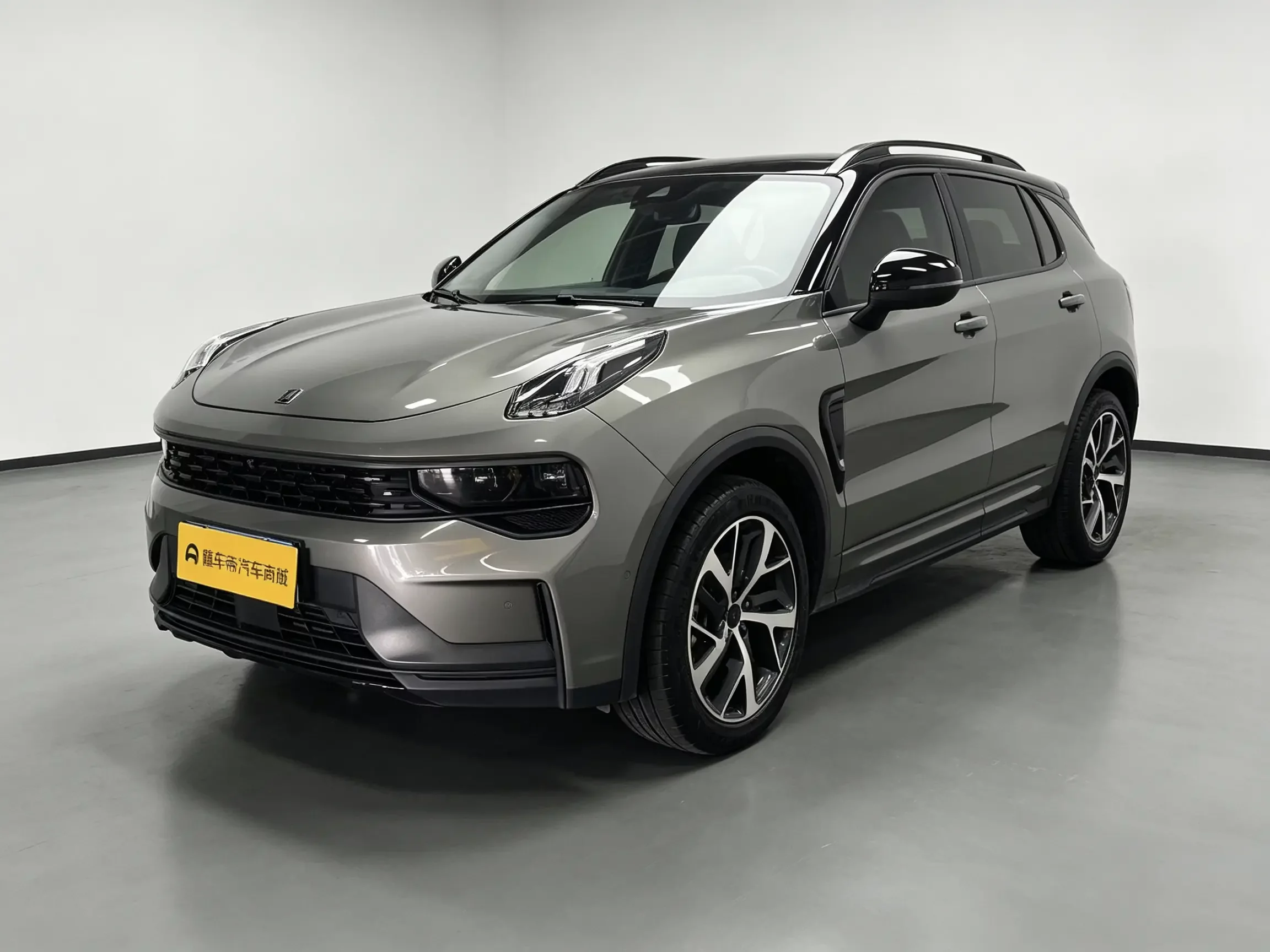 Lynk & Co 01