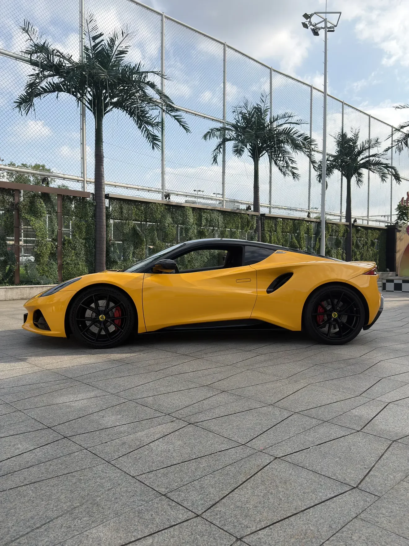 Lotus EMIRA