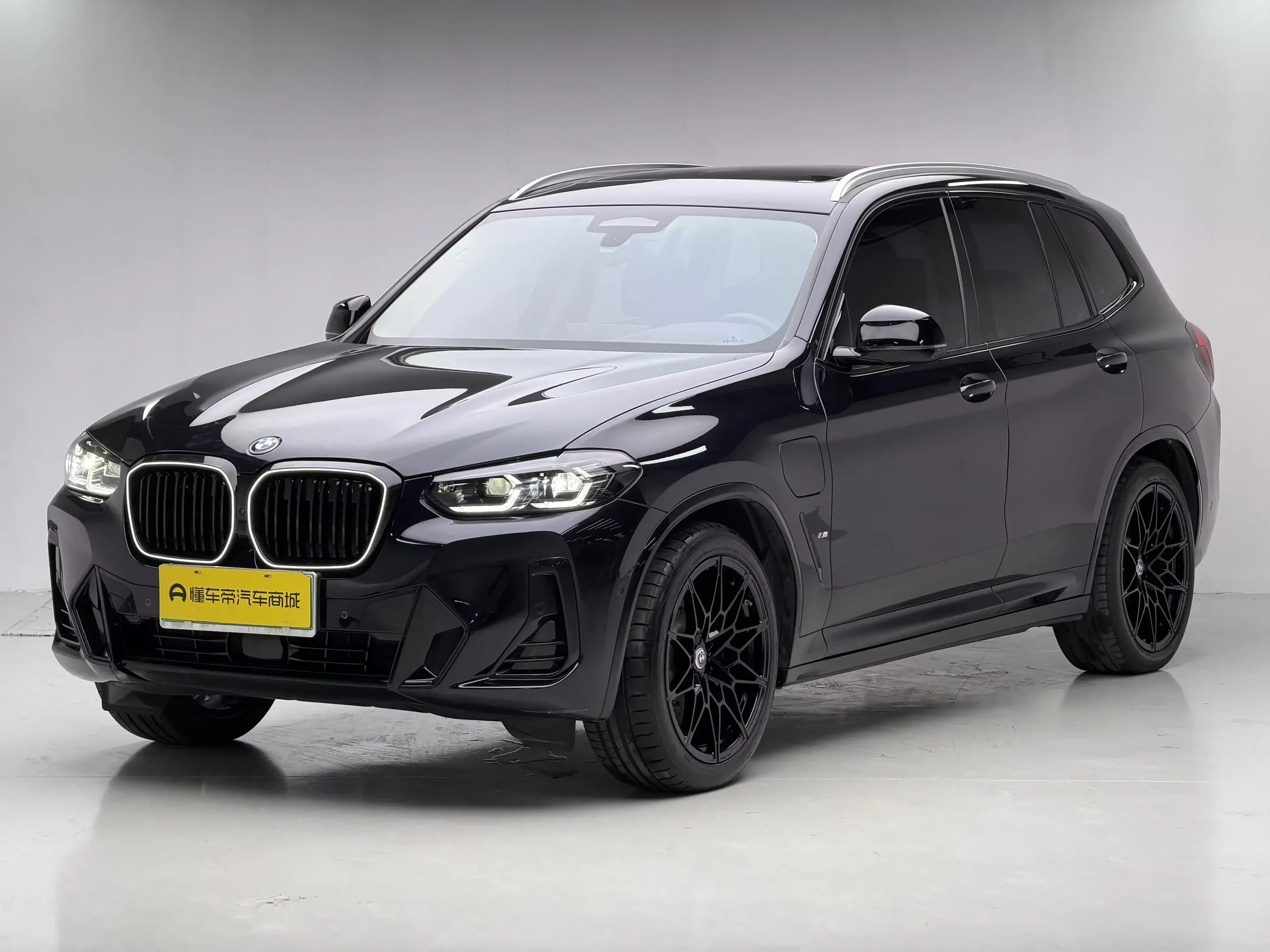 BMW iX3
