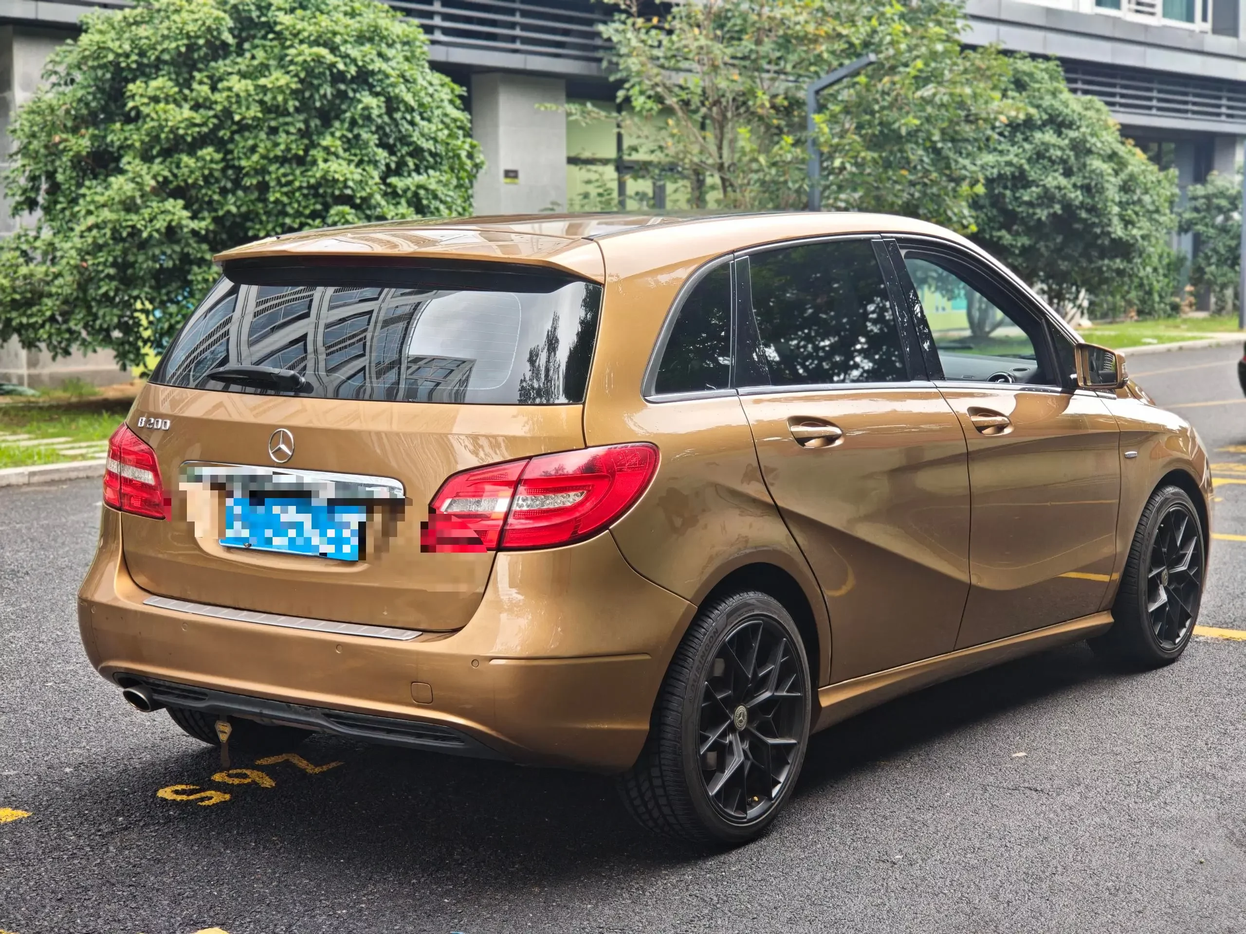 Mercedes-Benz B Class