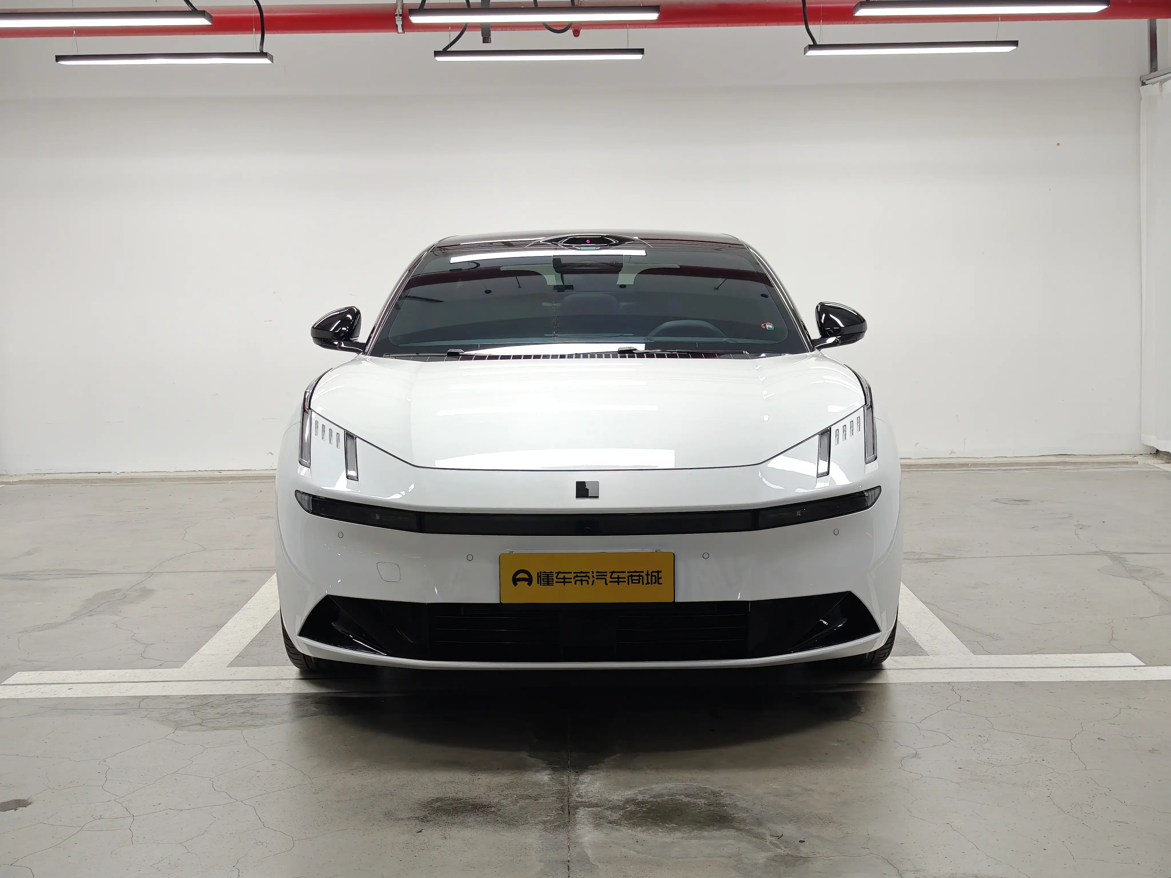 Lynk & Co 10 EM-P