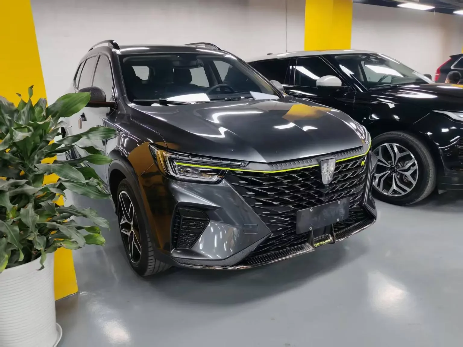 Roewe RX5