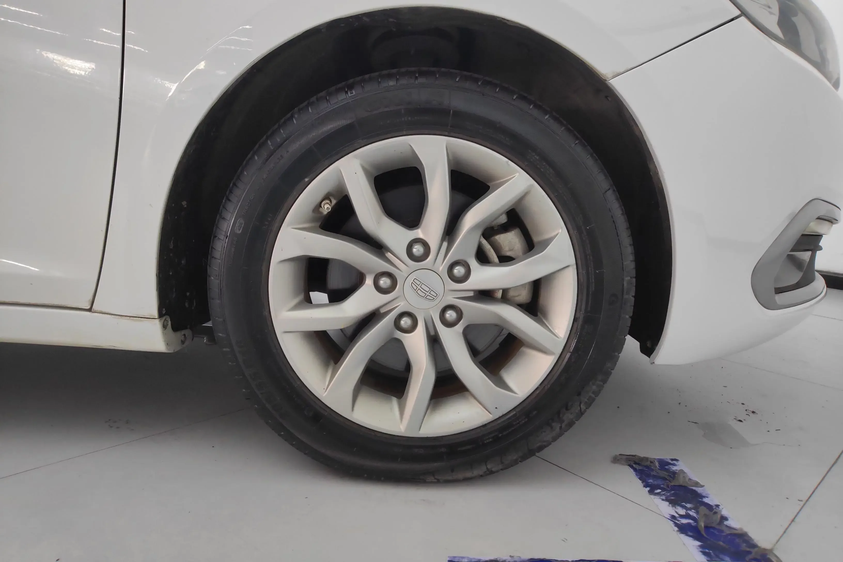 Geely Emgrand GL