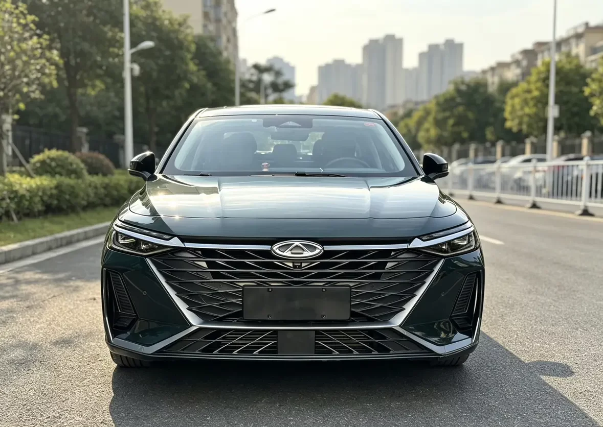 Chery Arrizo 8