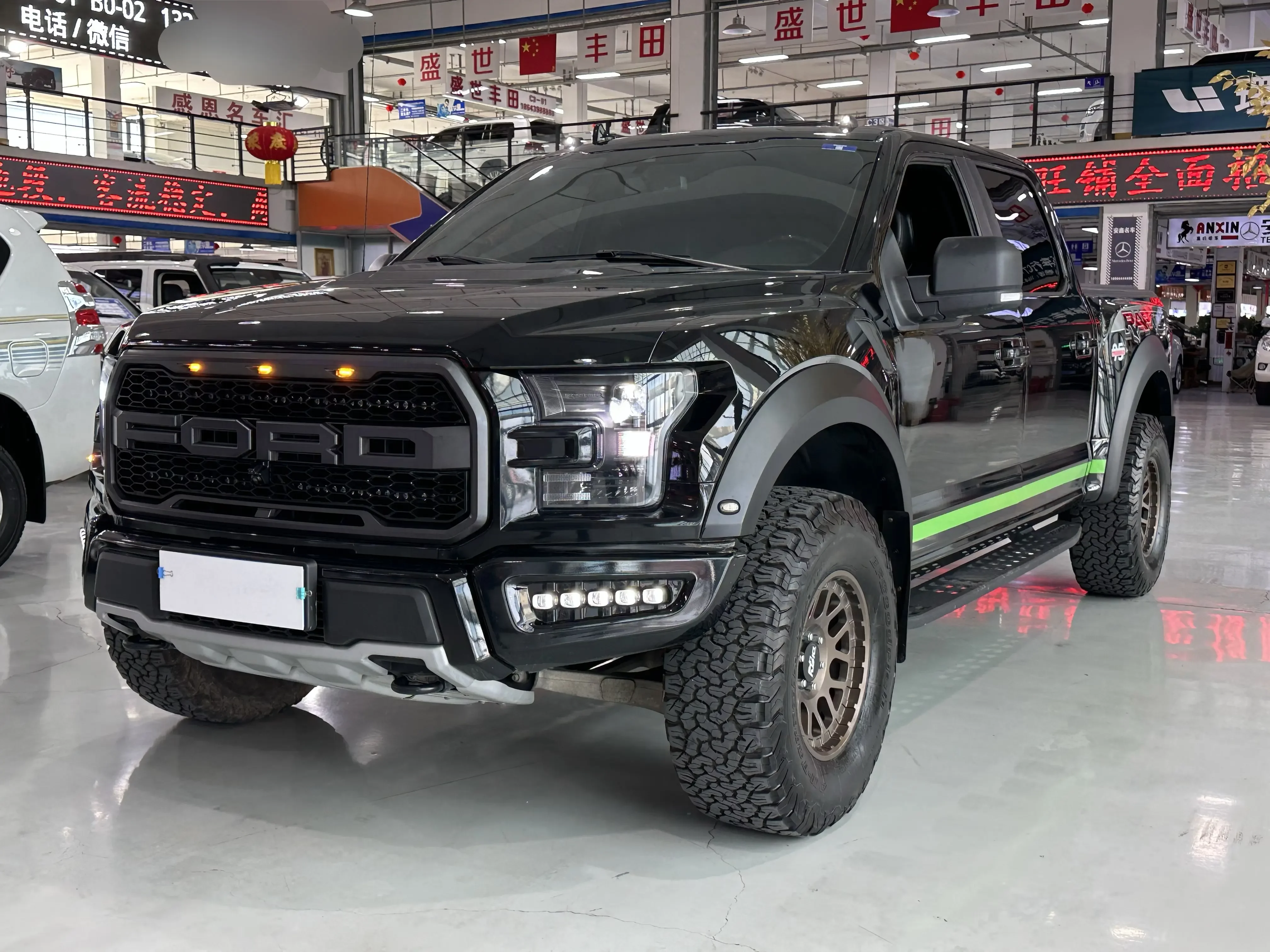 Ford F-150 Raptor
