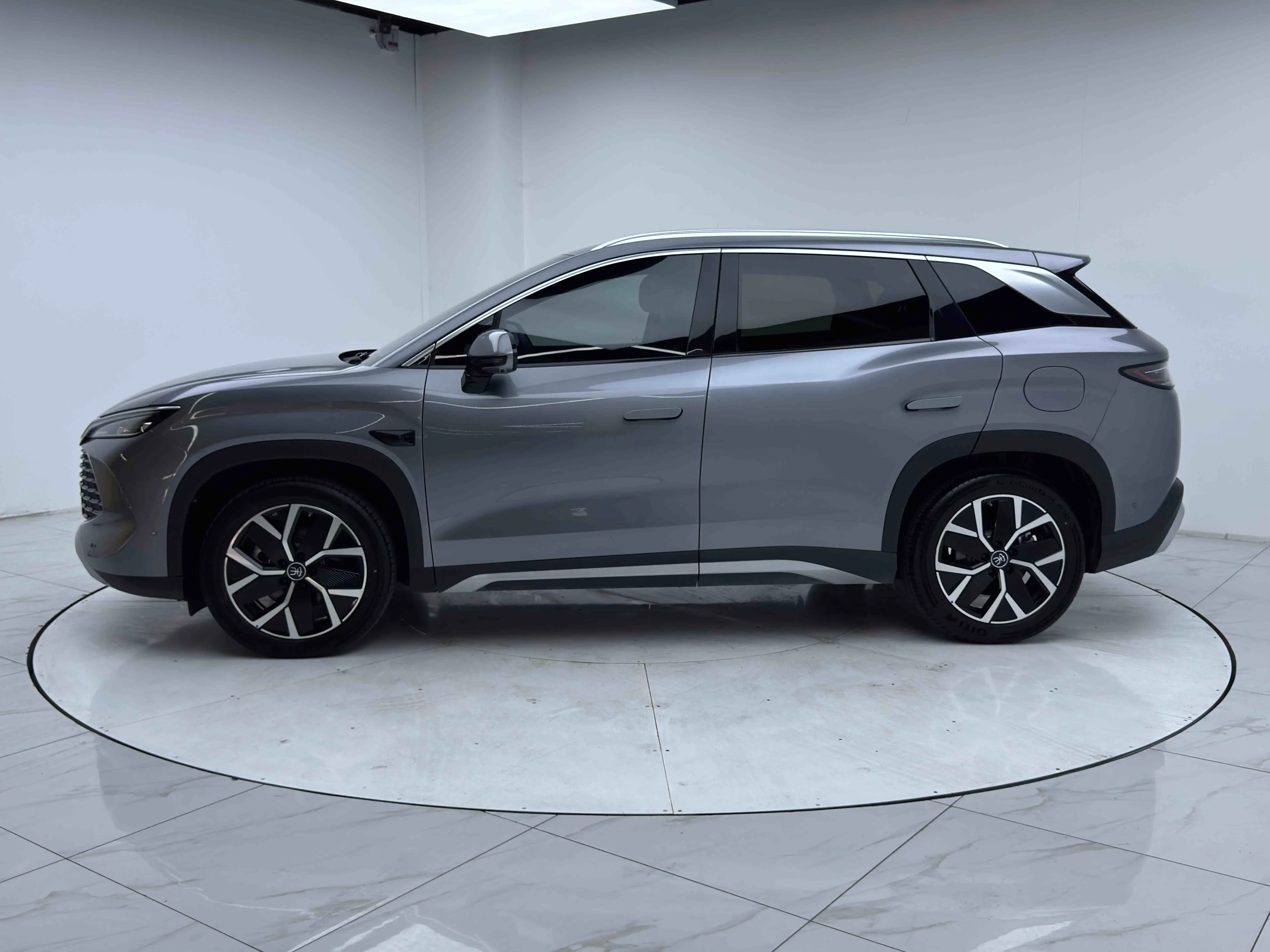 BYD Song L DM