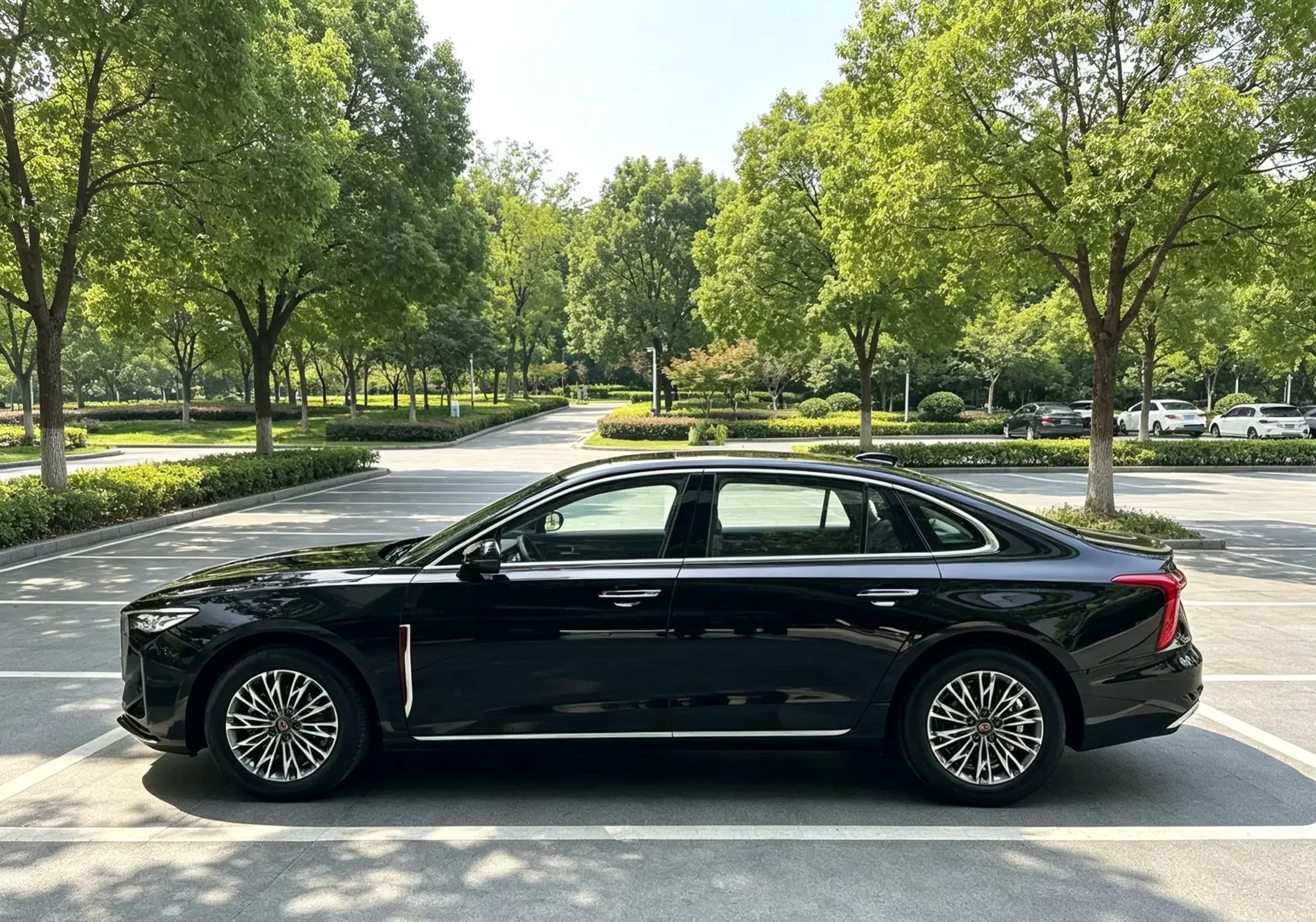 Hongqi H5
