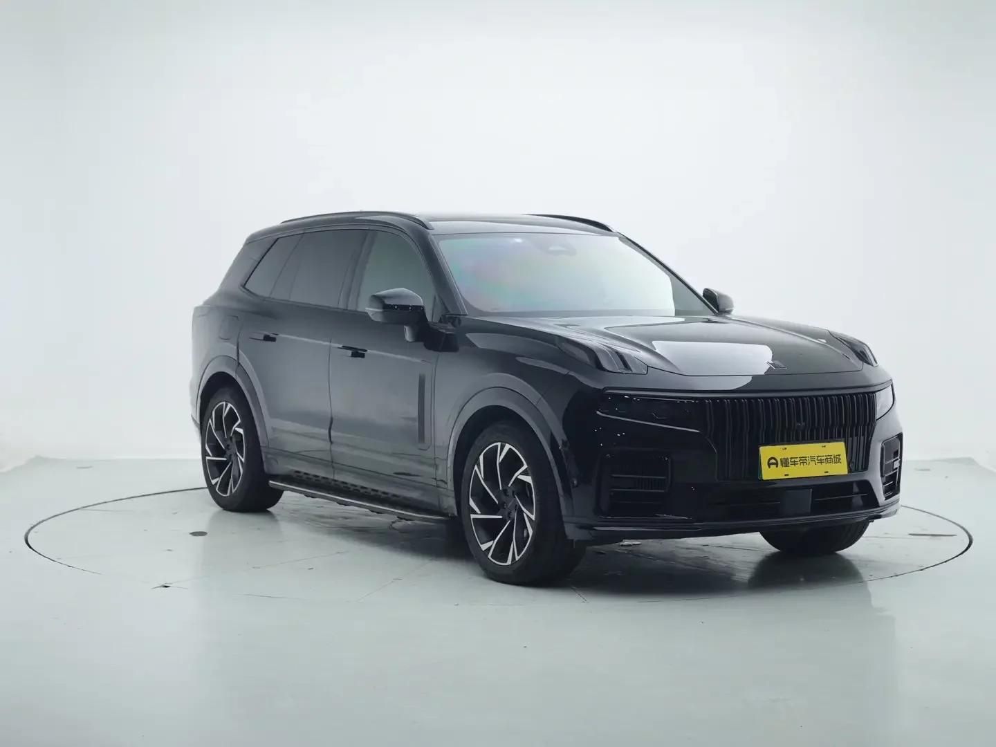 Lynk & Co 09 EM-P