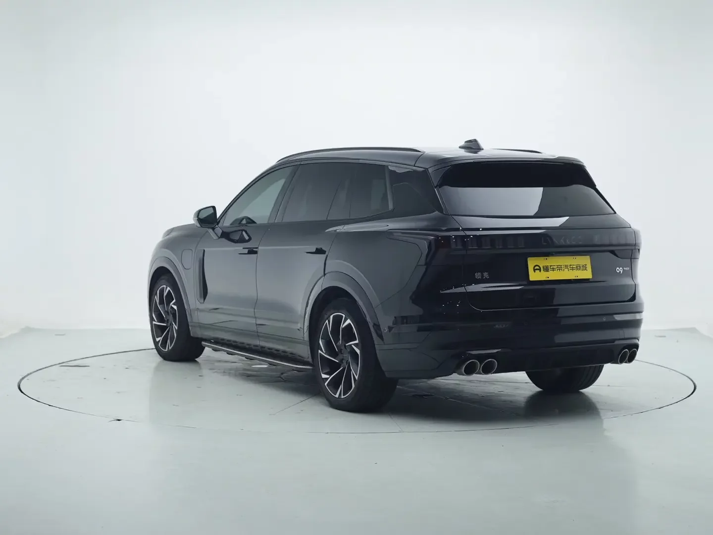 Lynk & Co 09 EM-P