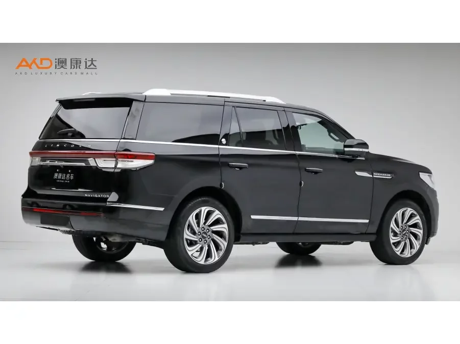 Lincoln Navigator