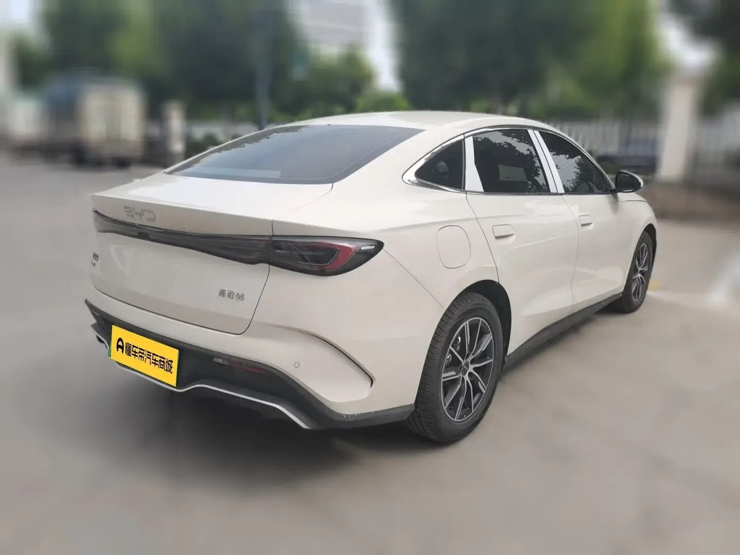 BYD Seal 06DM
