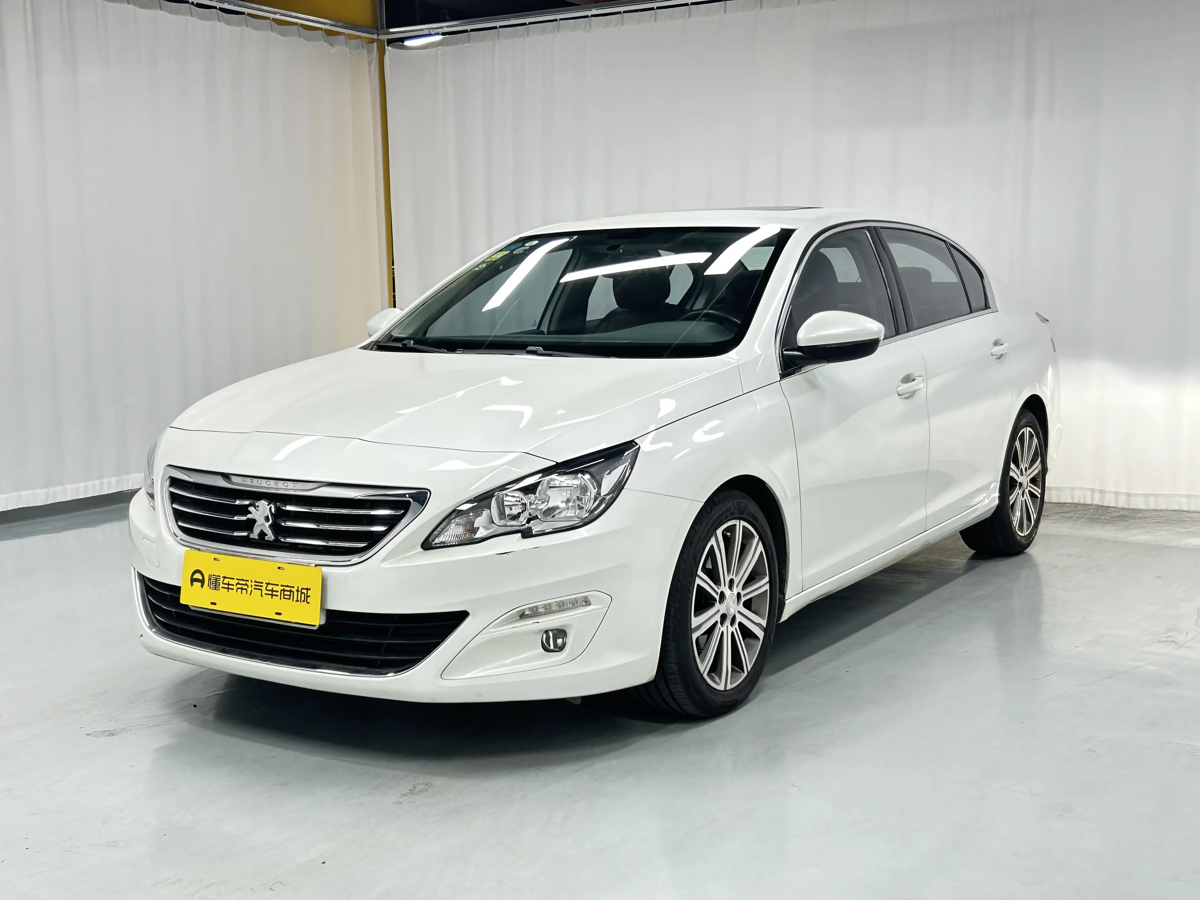 Peugeot 408
