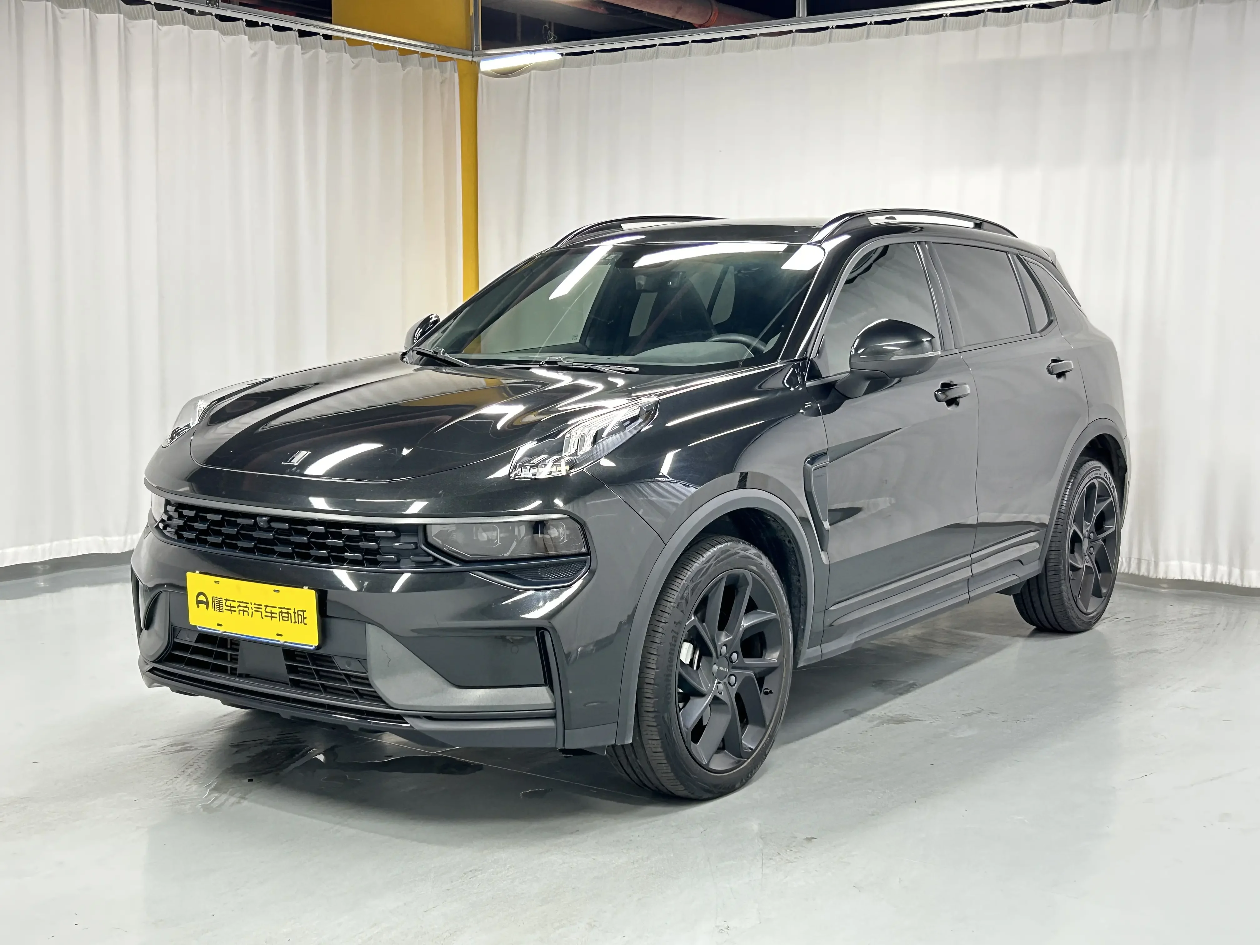 Lynk & Co 01