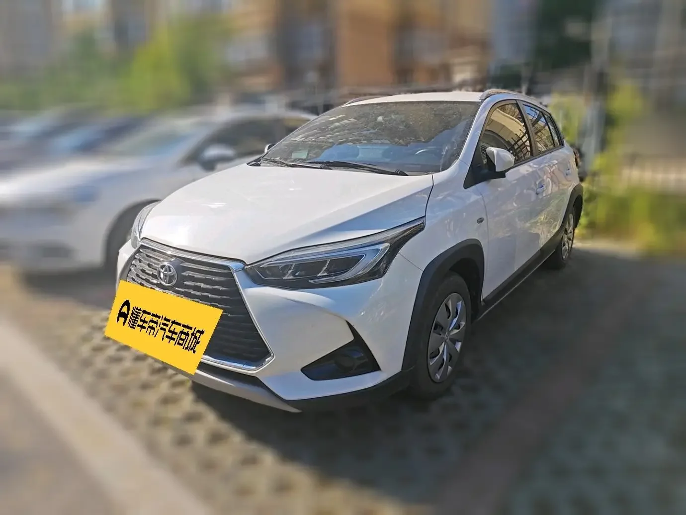 Toyota Yaris L