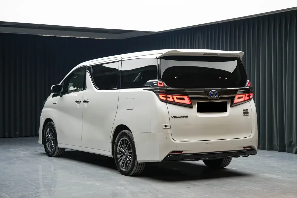 Toyota Crown Wellfire