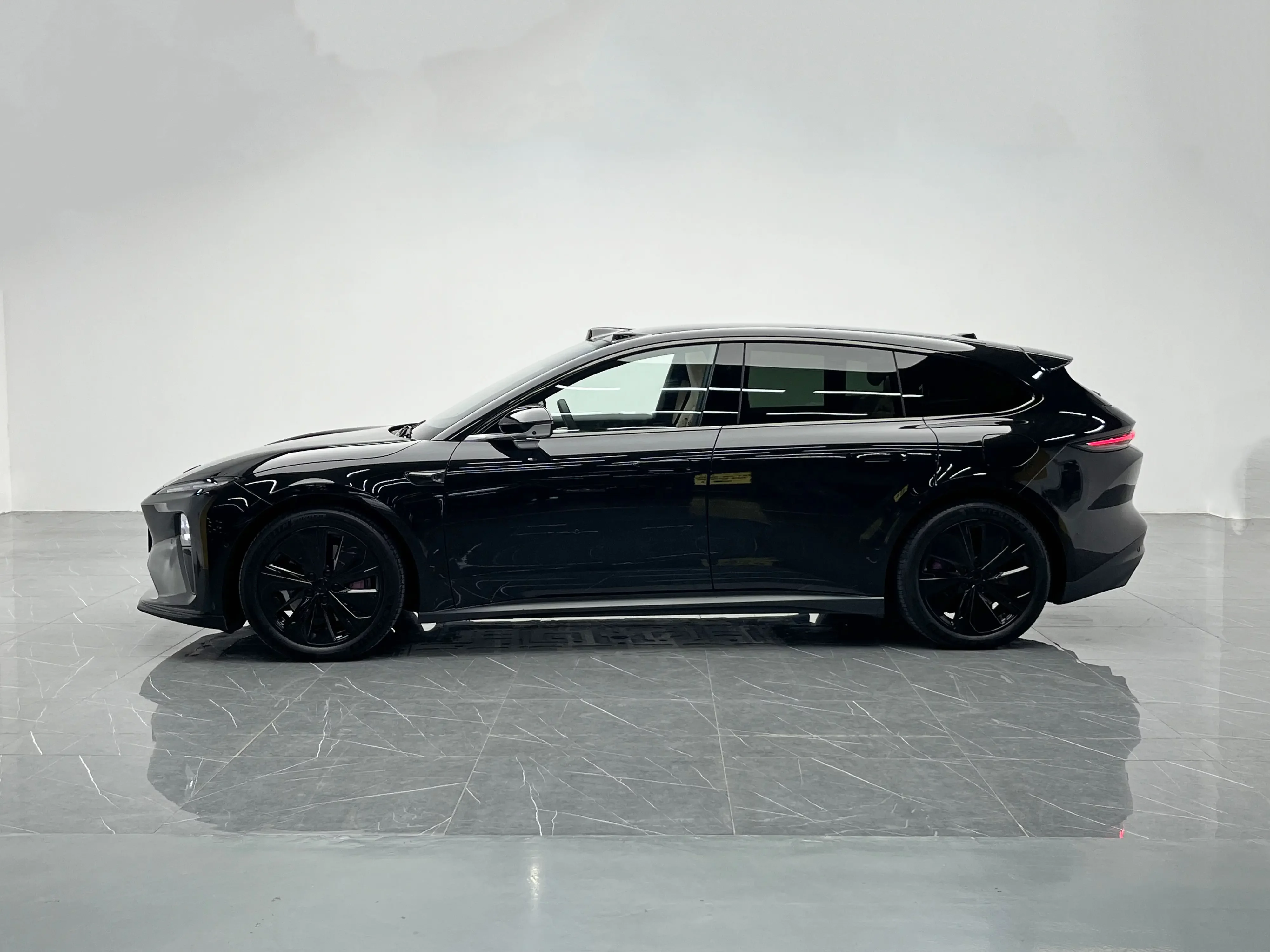 NIO ET5T