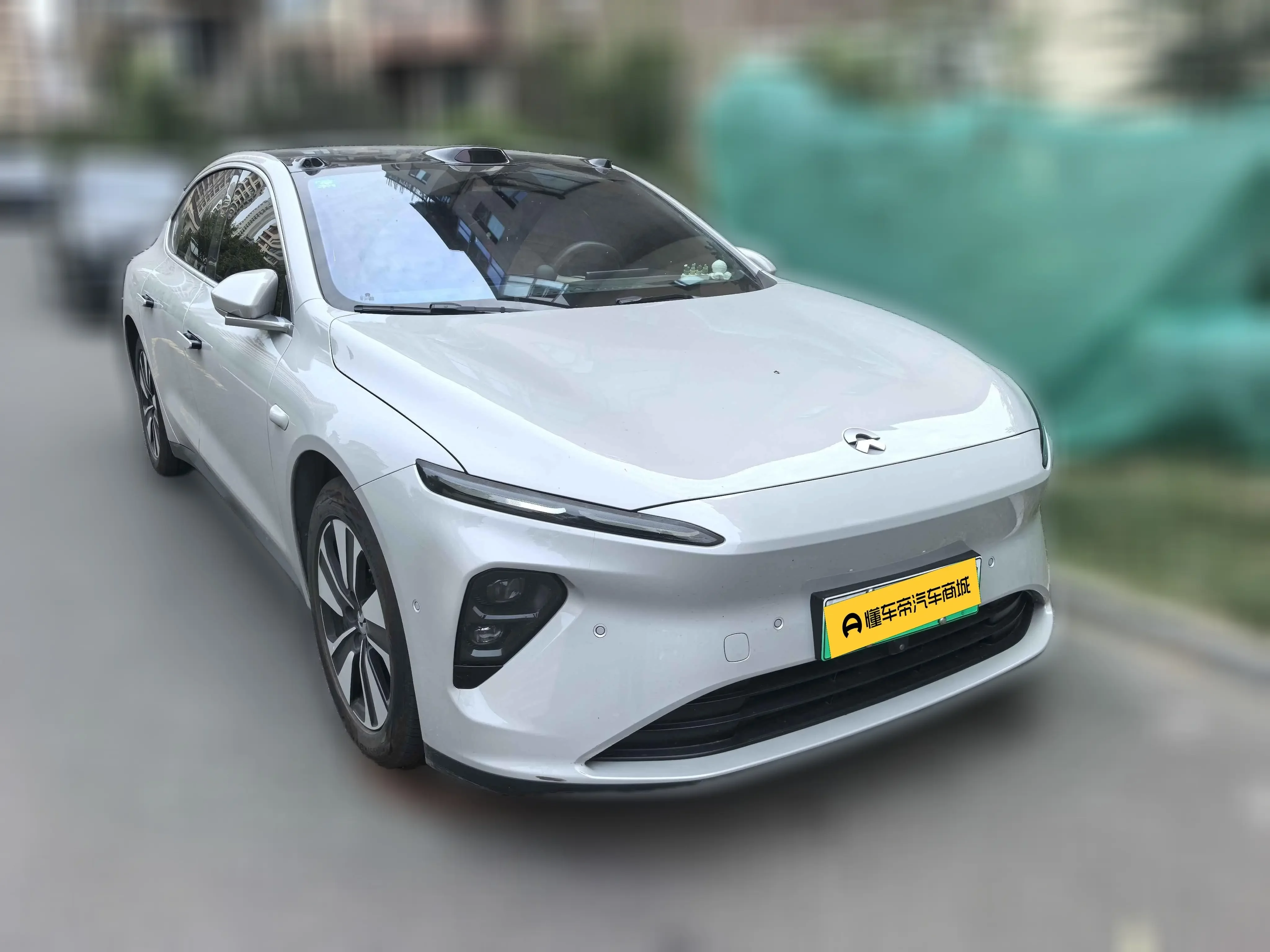 NIO ET7