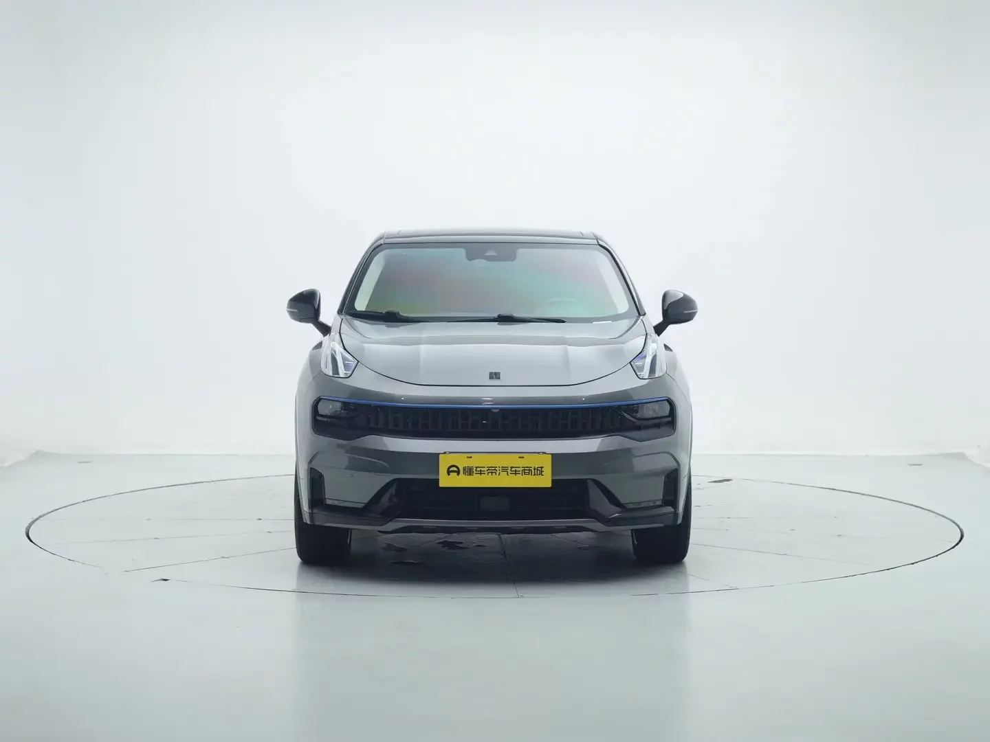 Lynk & Co 05