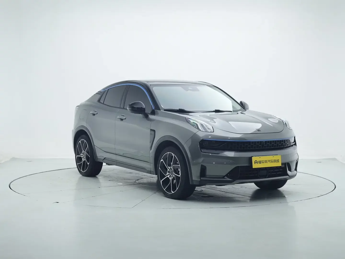 Lynk & Co 05