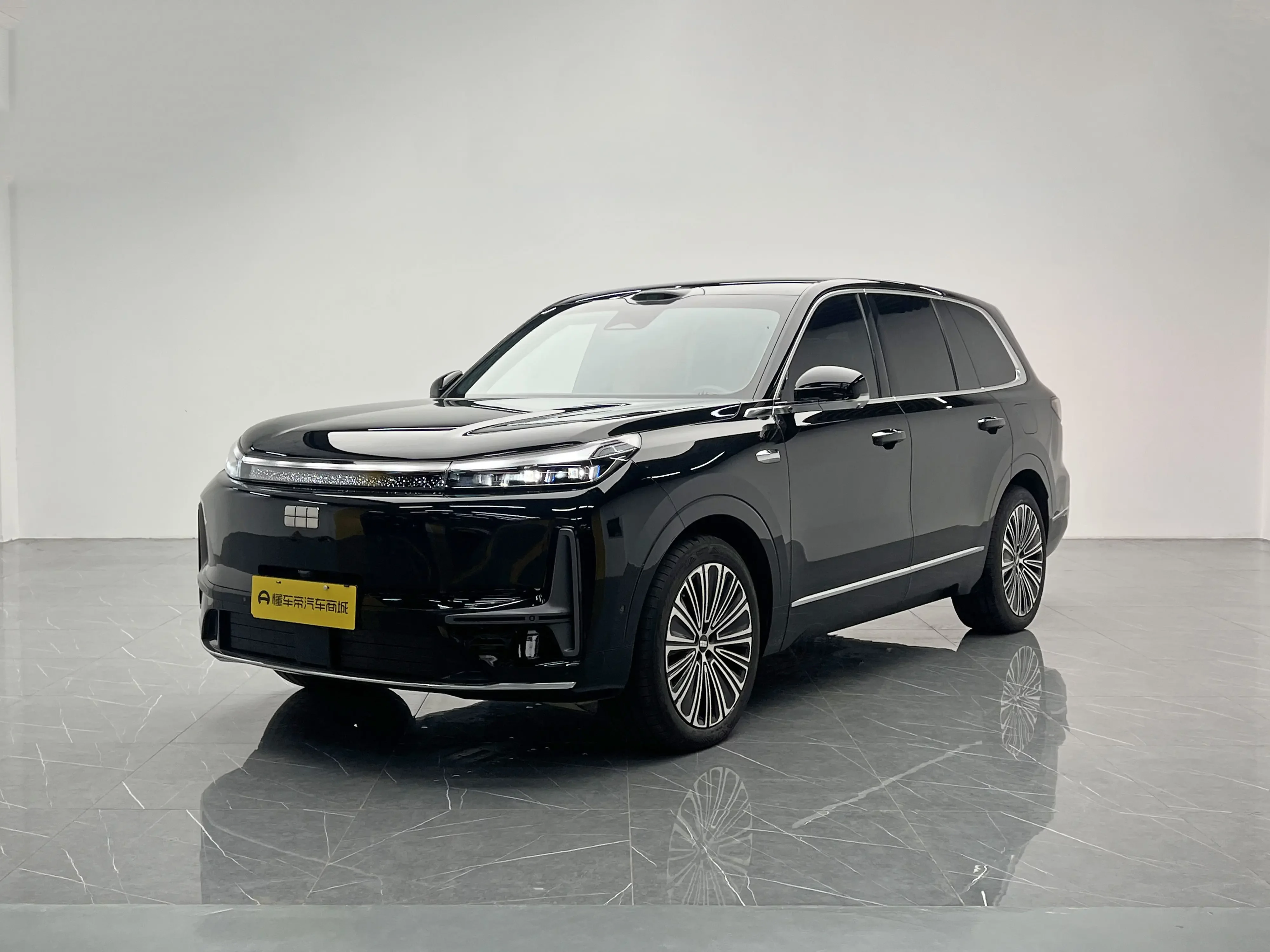 Geely Galaxy M9