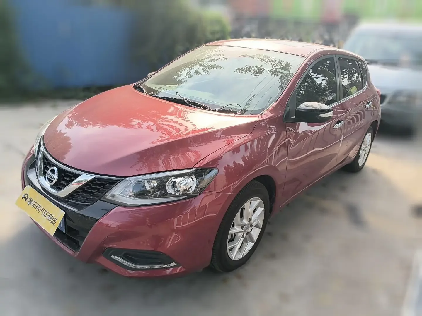Nissan Tiida