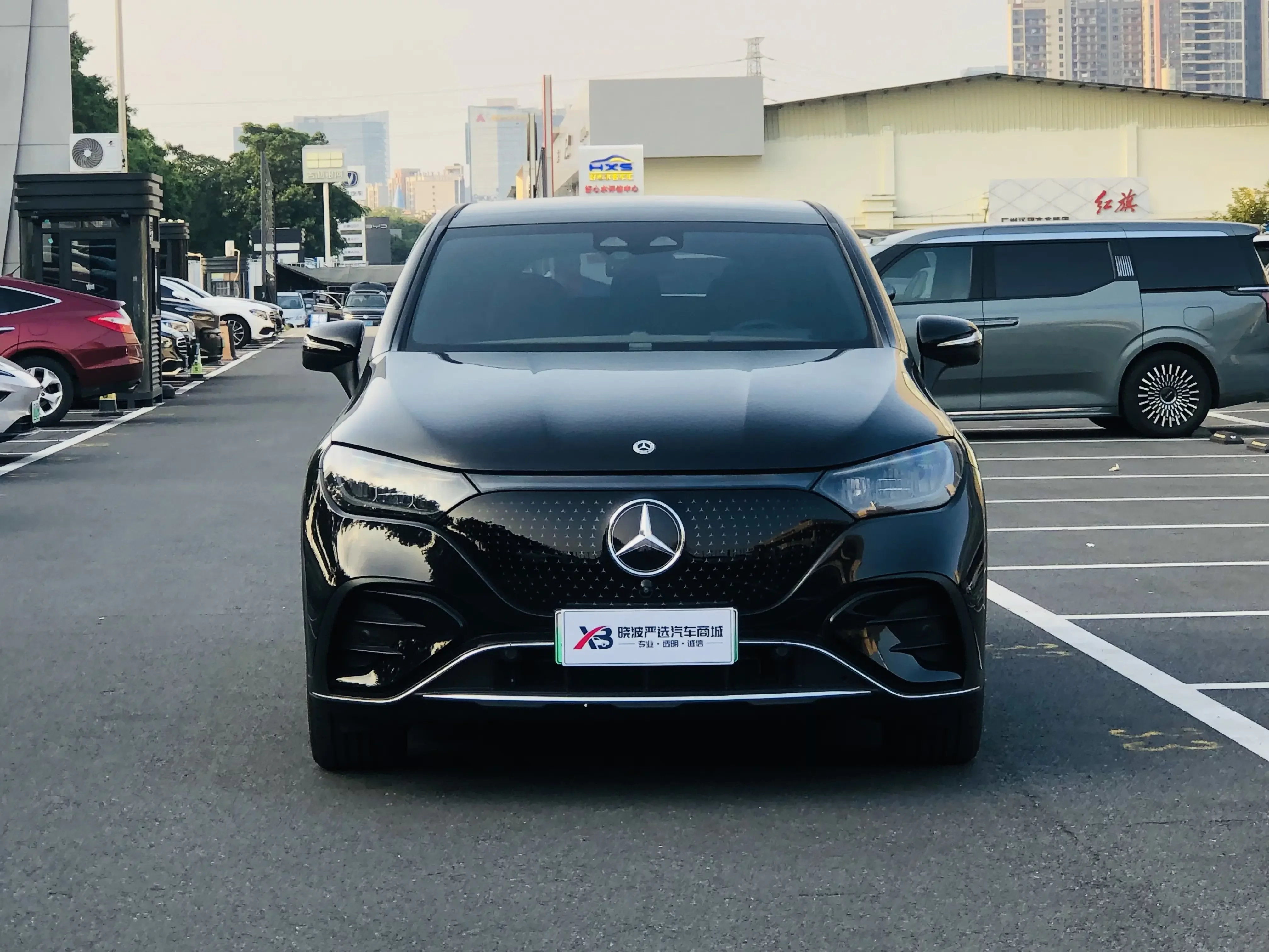 Mercedes-Benz EQE SUV