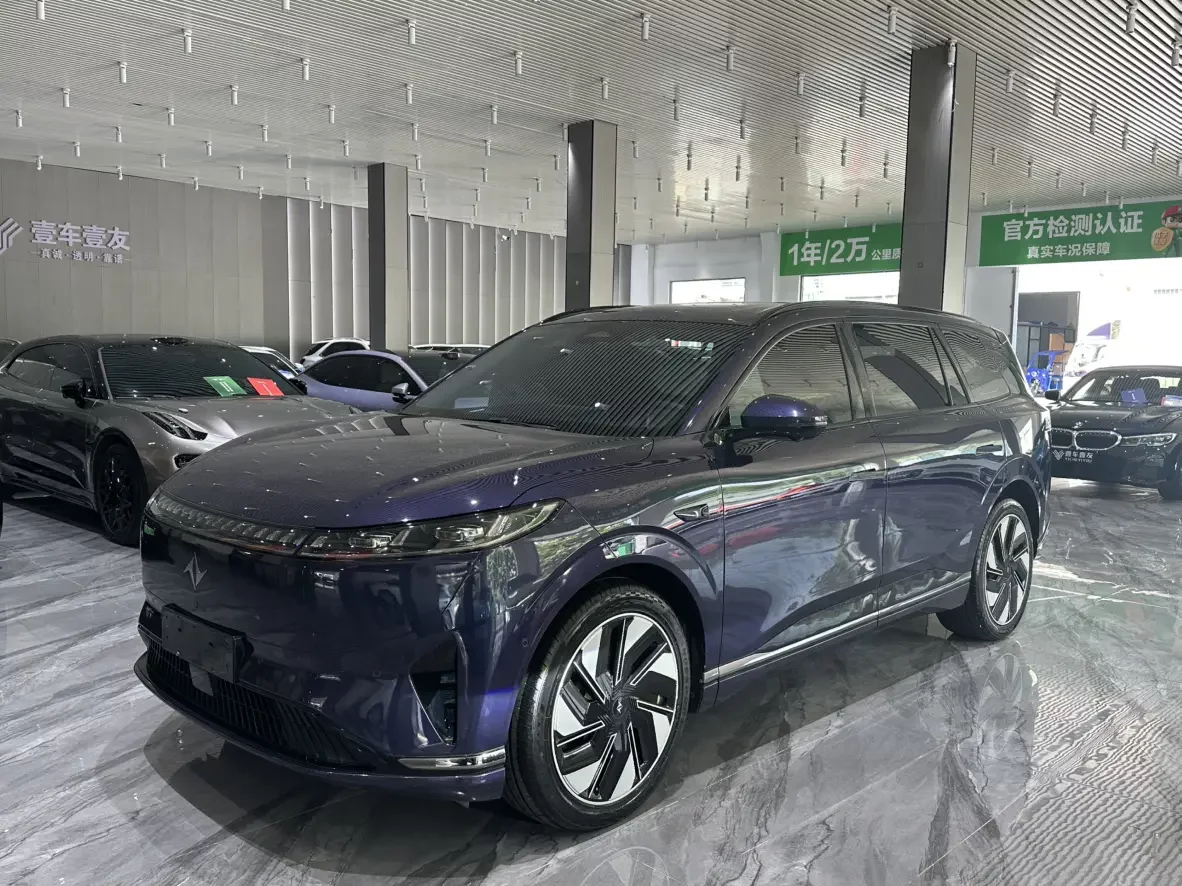 Dongfeng Yipai 008