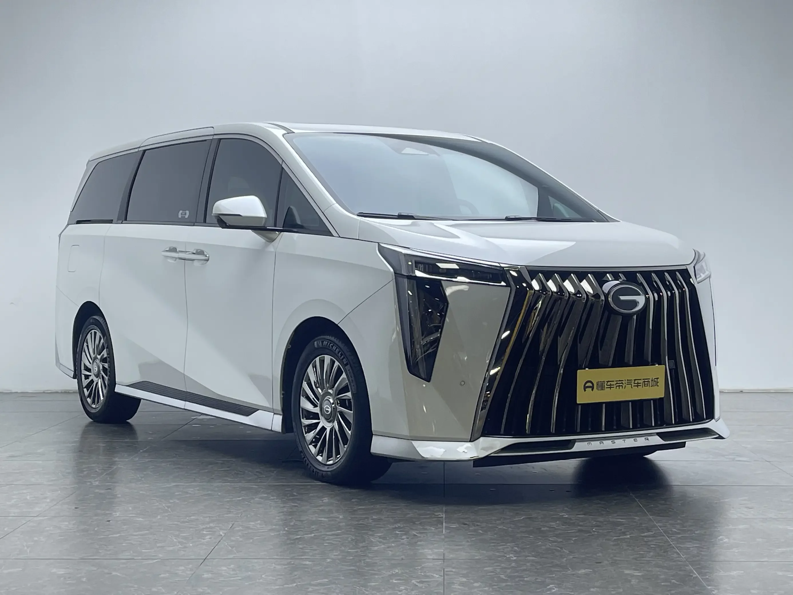 GAC Trumpchi M8