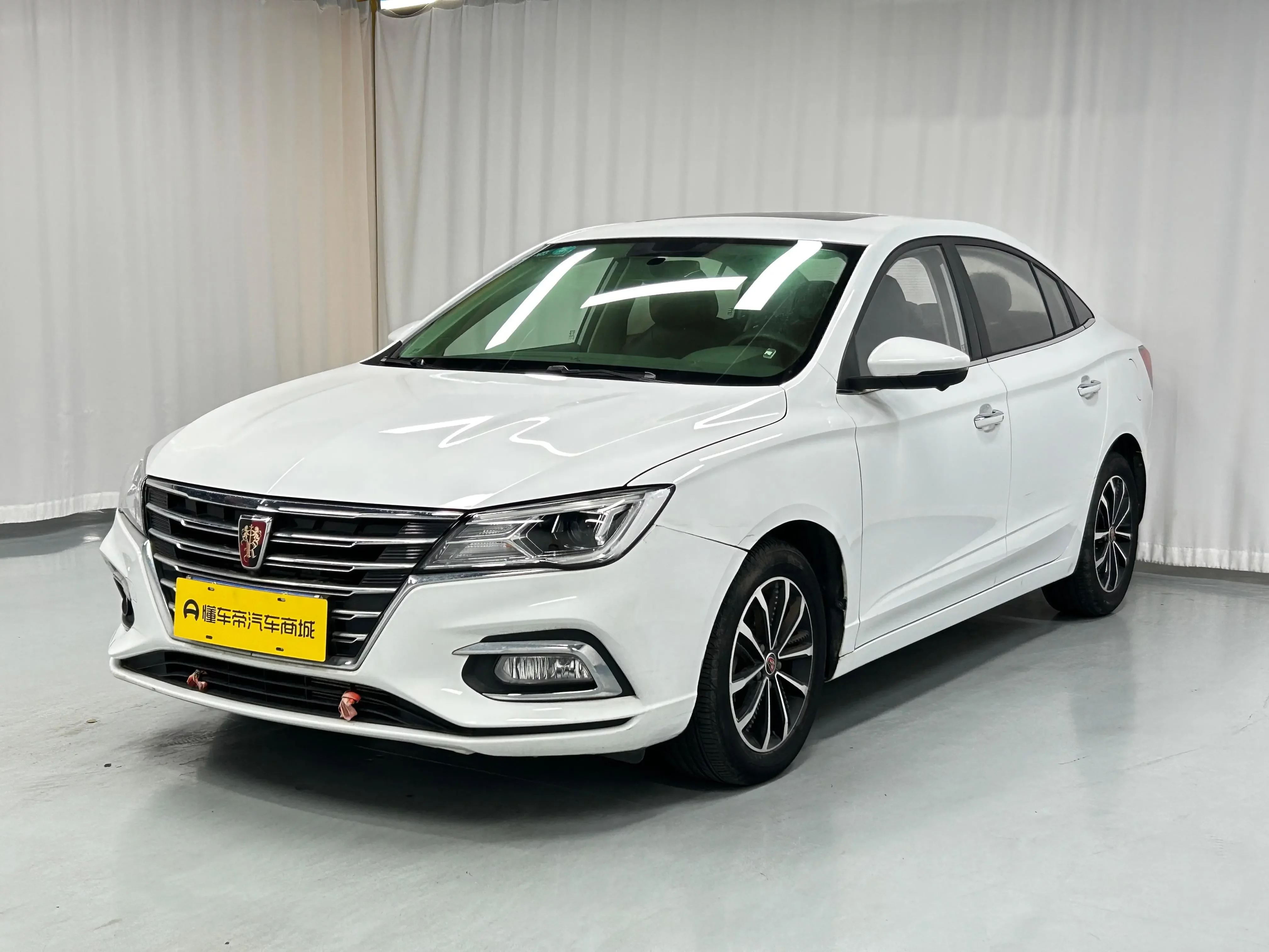 Roewe i5