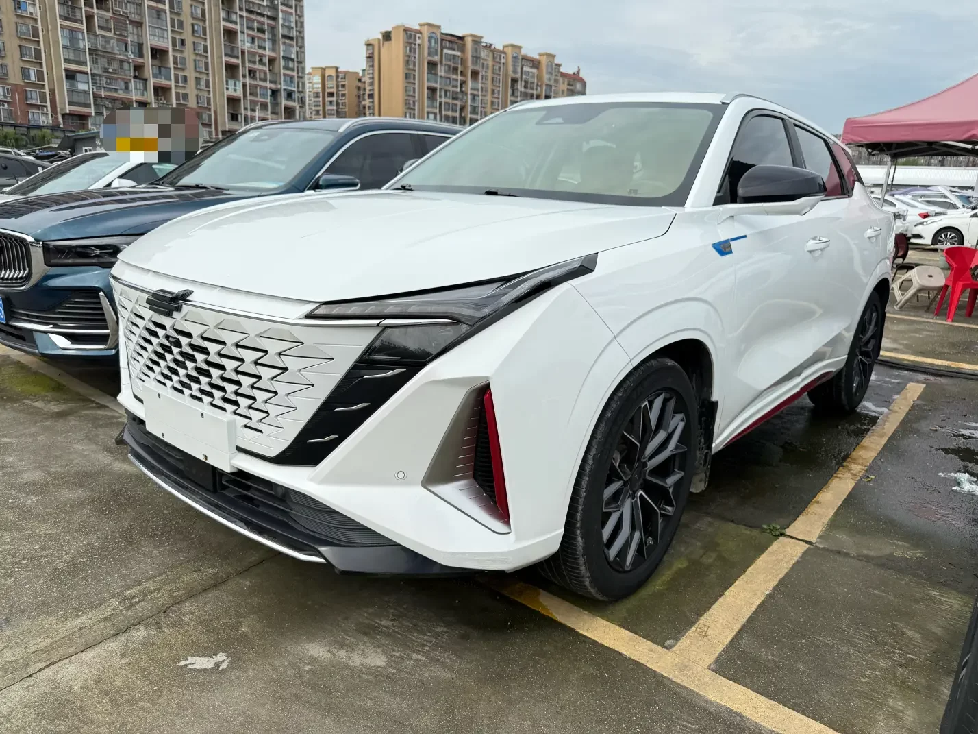 Oshan Changan Auchan Z6