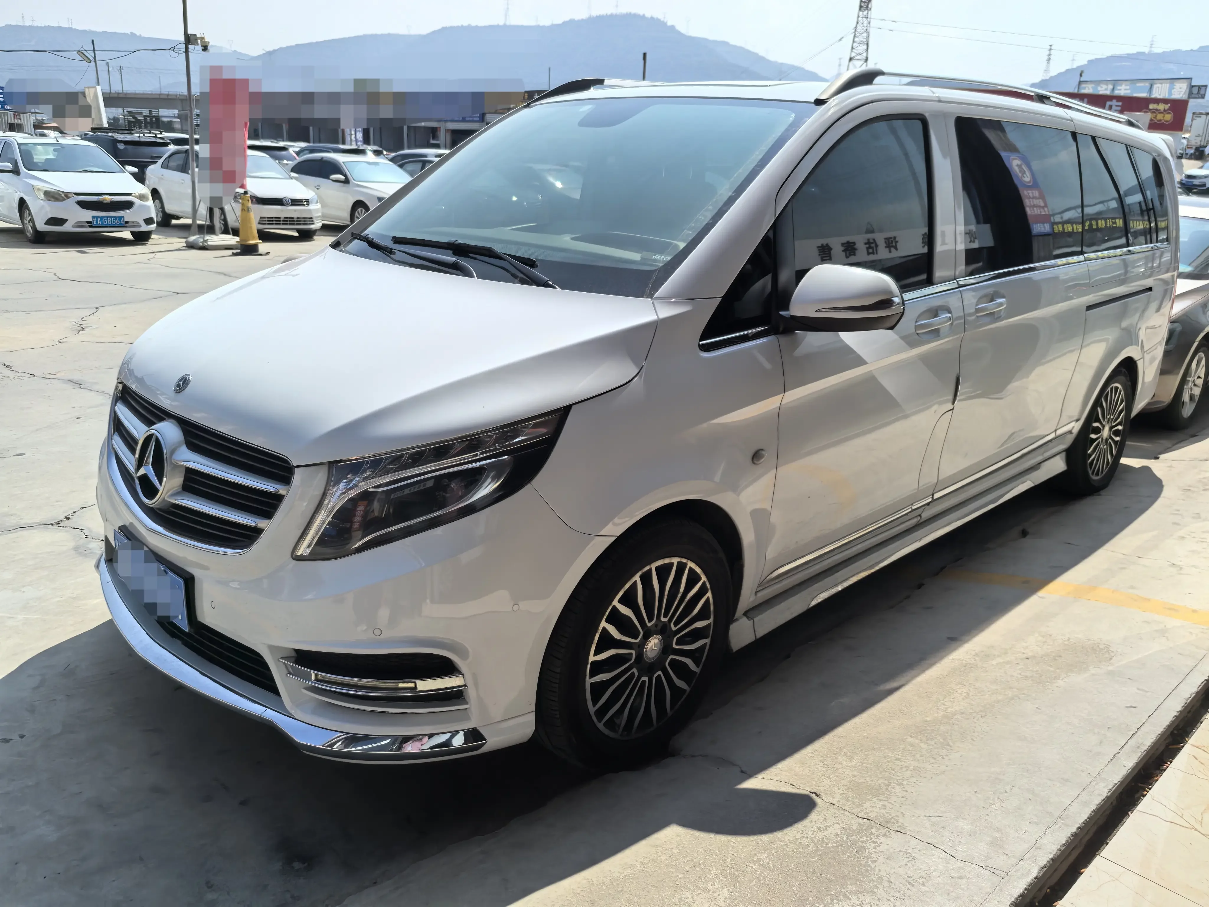 Mercedes-Benz Vito  из Китая