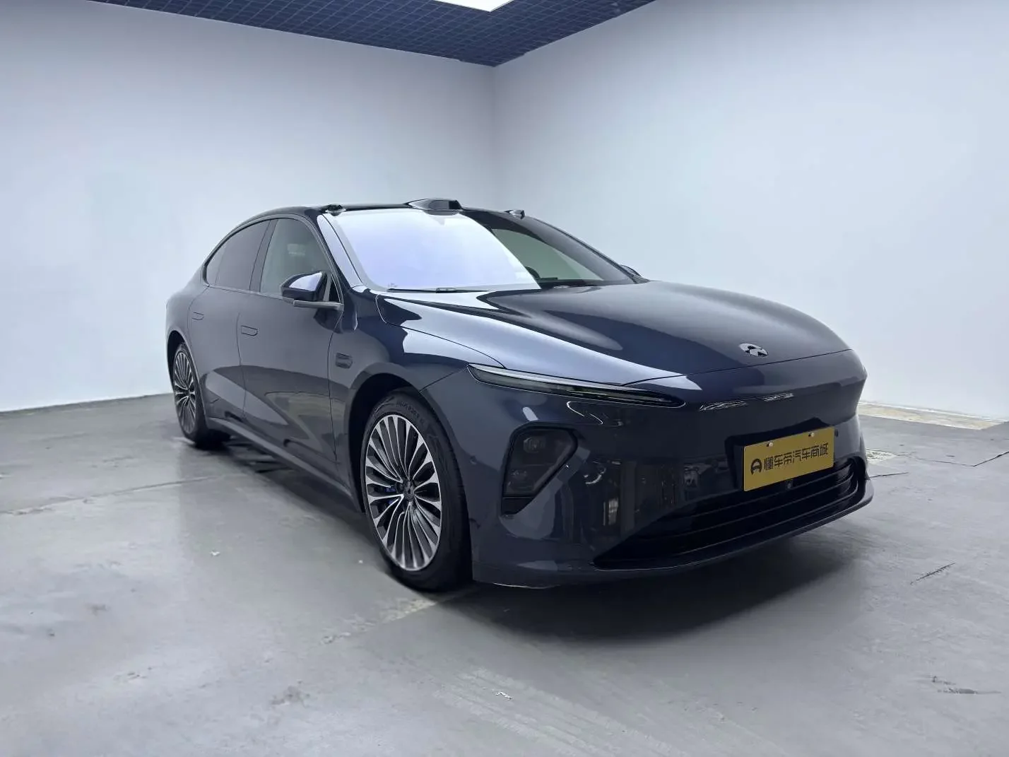 NIO ET7