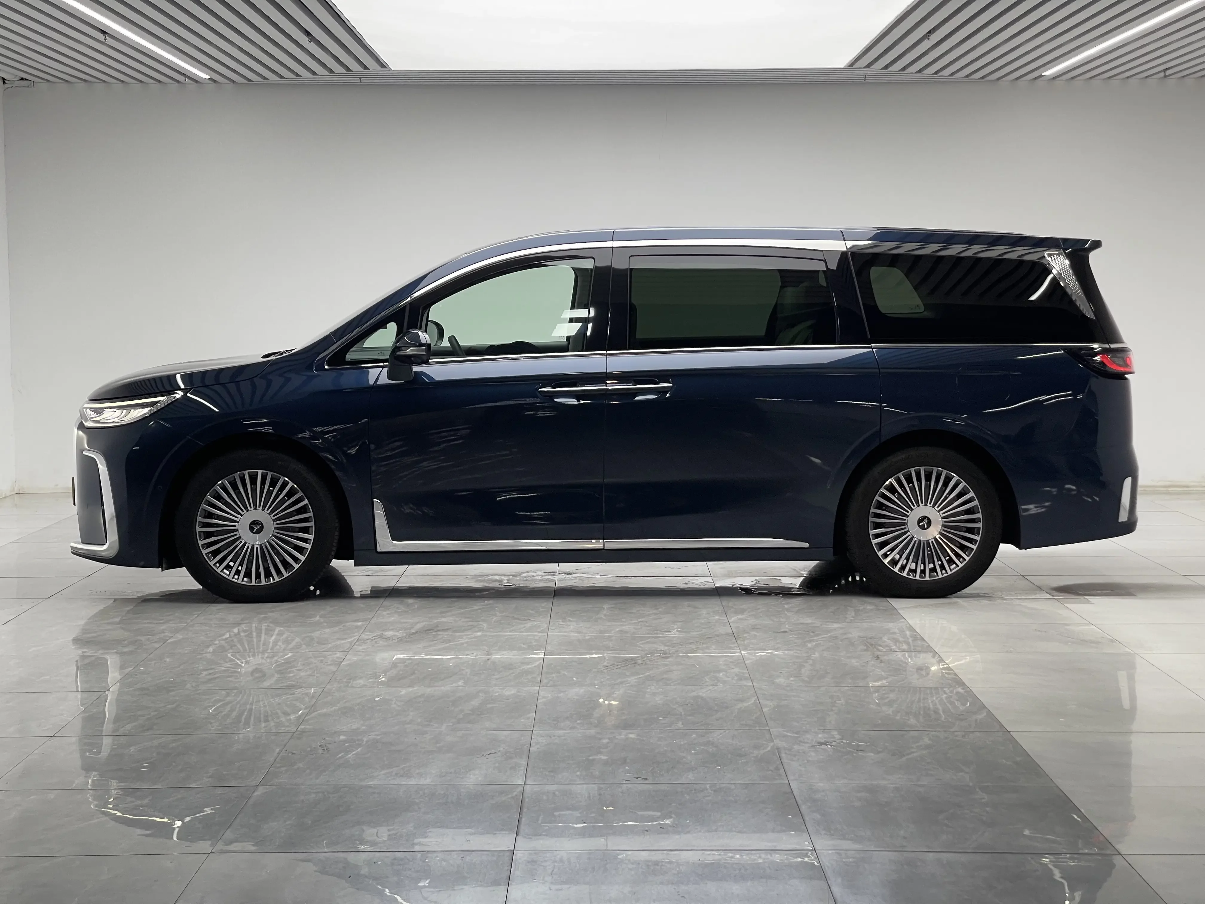 Voyah Lantu Dreamer PHEV