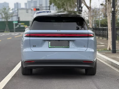 Li Ideal i8