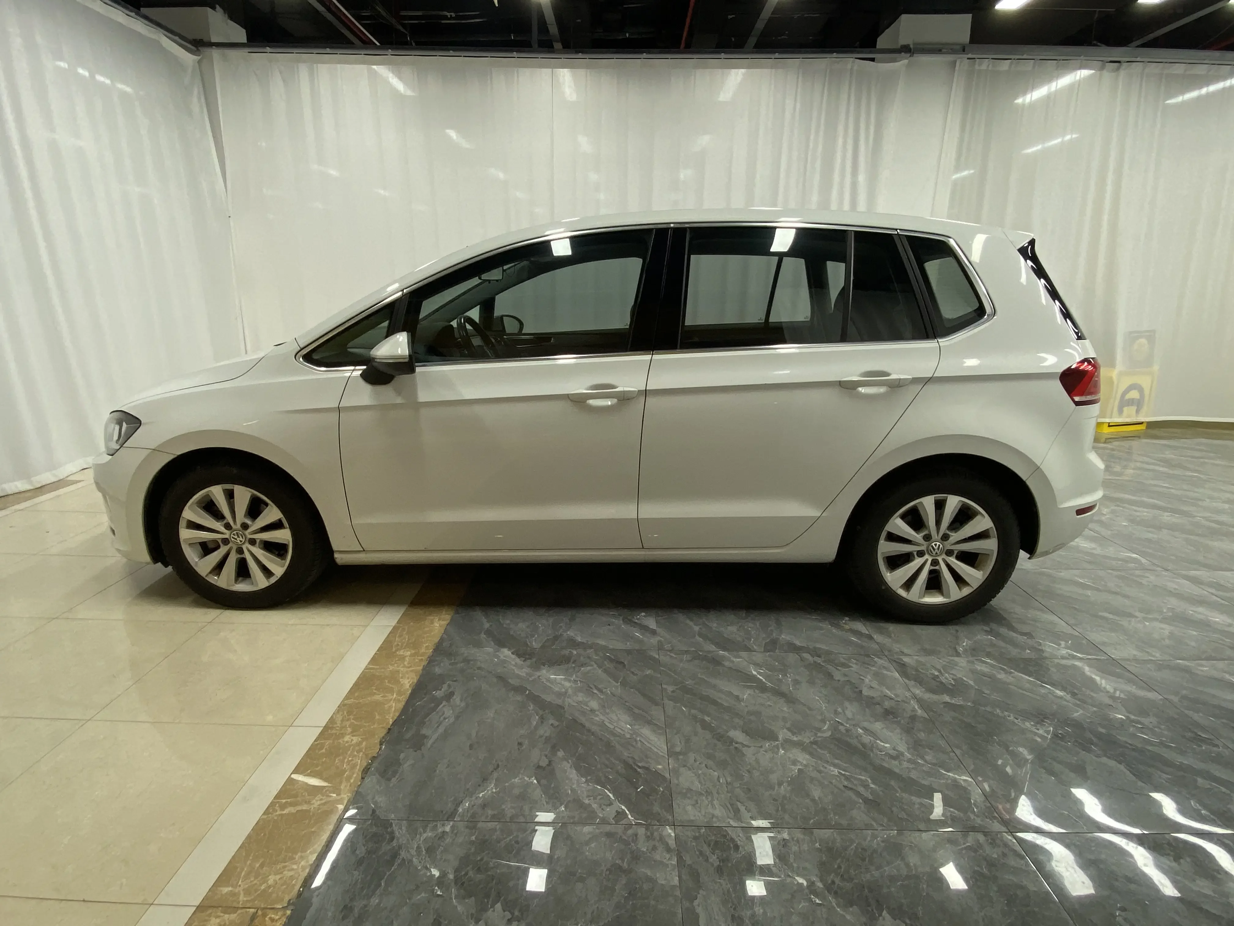 Volkswagen Golf·Jialu
