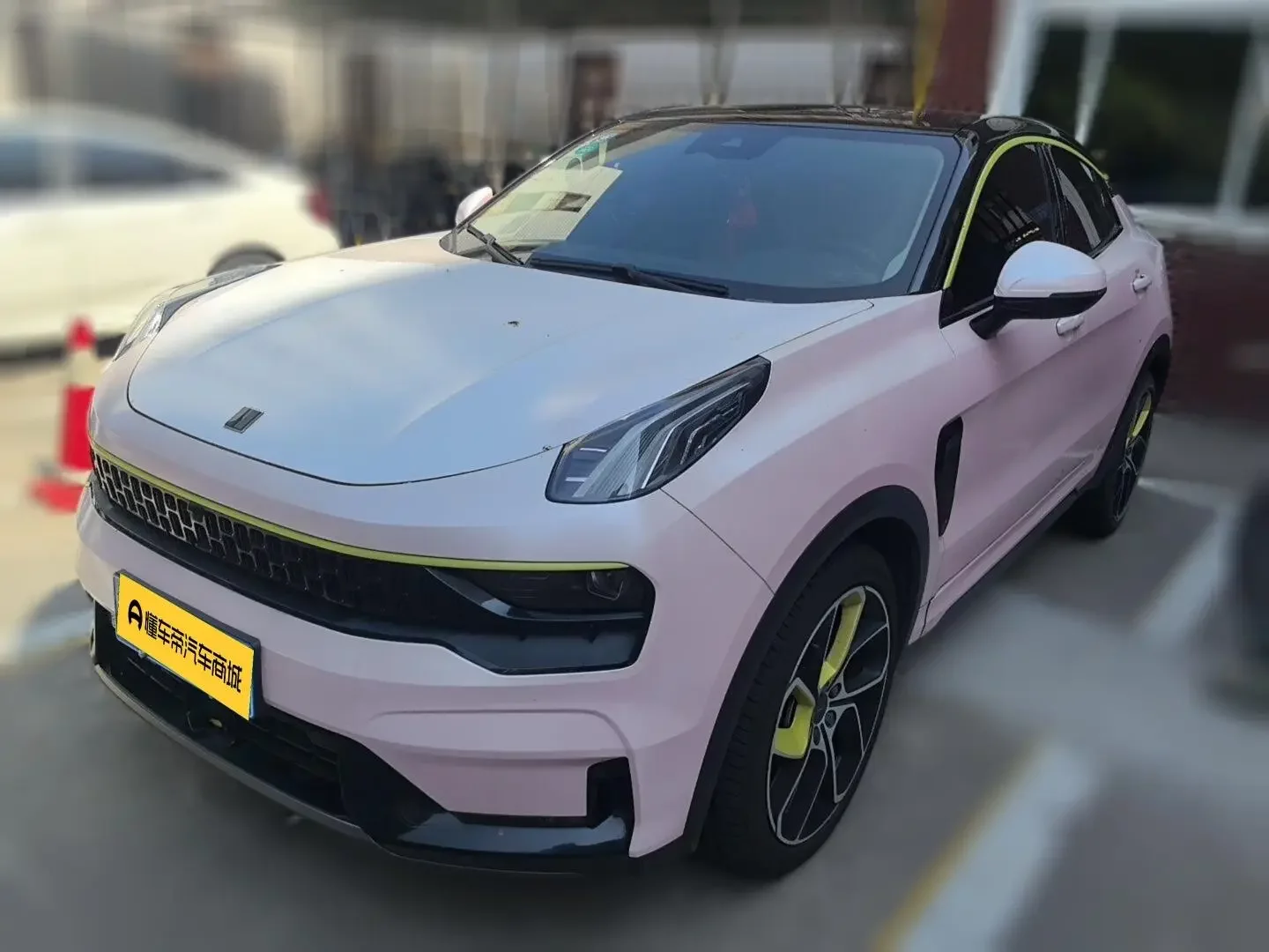 Lynk & Co 05